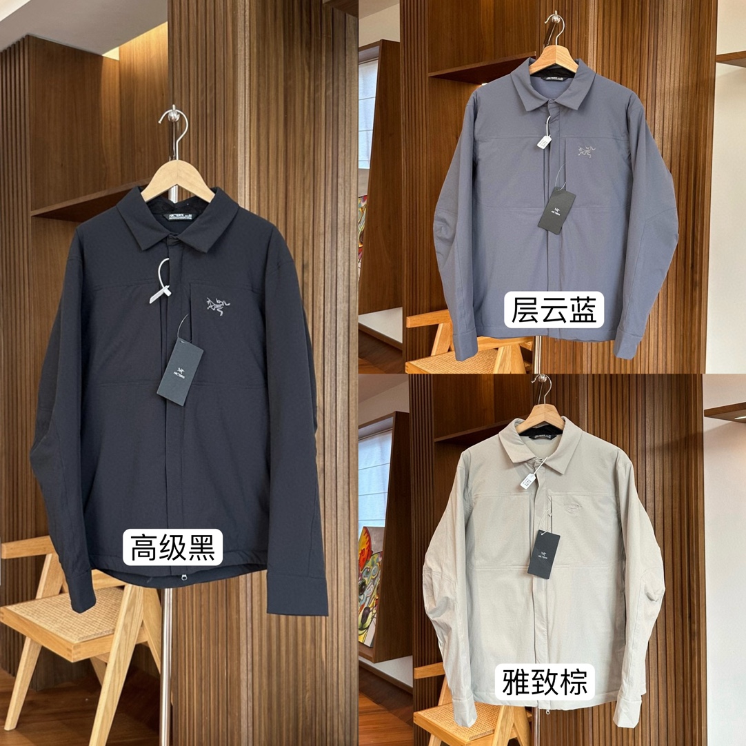 始祖鸟 CRONIN INSULATED 刺绣logo衬衫夹克 1️⃣采用重磅、防风防雨的平纹编织面料，Coreloft 提供轻度保暖。 2️⃣工学剪裁和设计，消除束缚，拼接裁剪，搭配弹力面料，活动自如。 3️⃣ 版型胸前两个口袋和gamma一样，衬衫polo 领，做胸前刺绣标，通勤休闲都可。