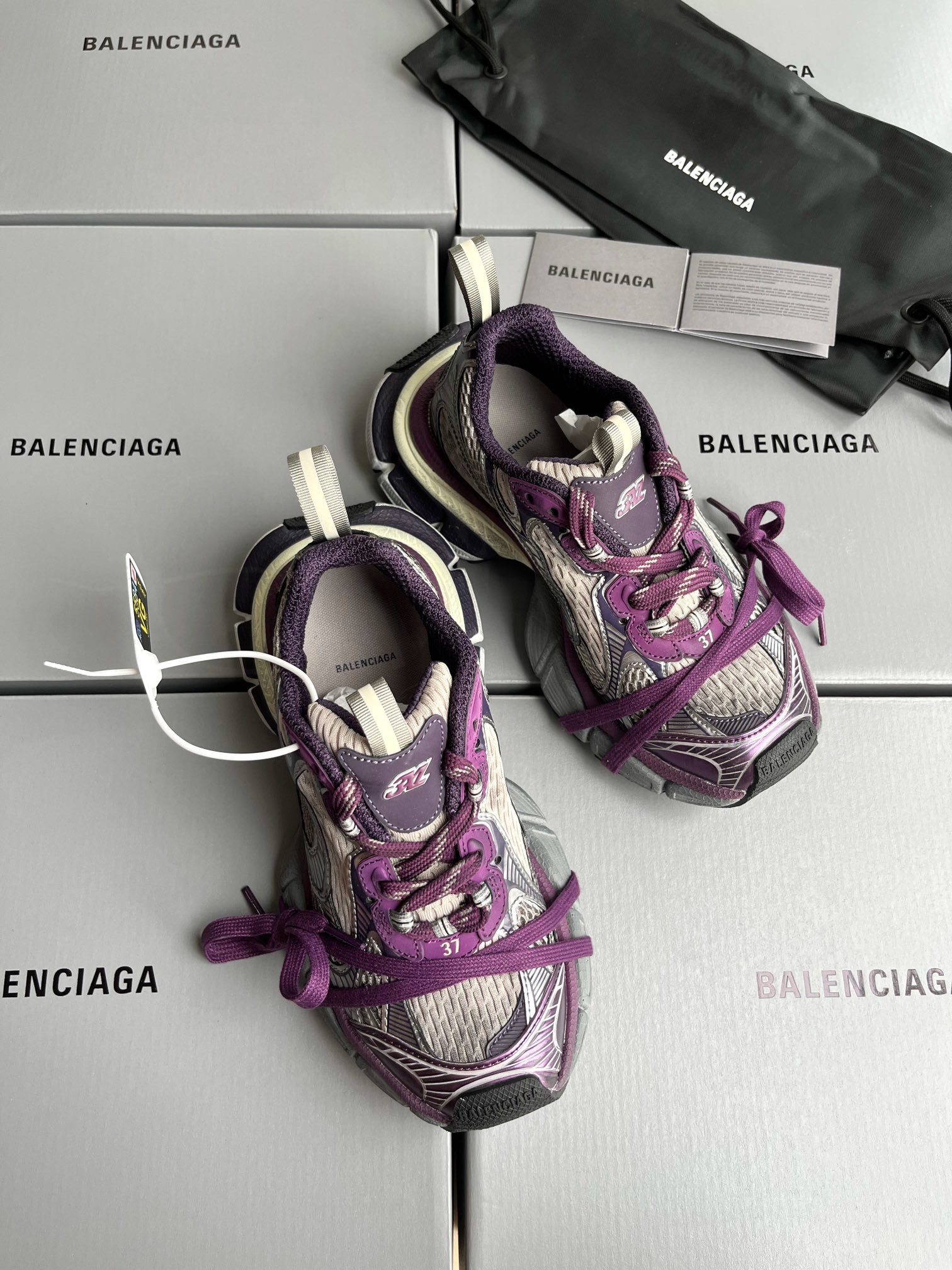Кроссовки Balenciaga Phantom