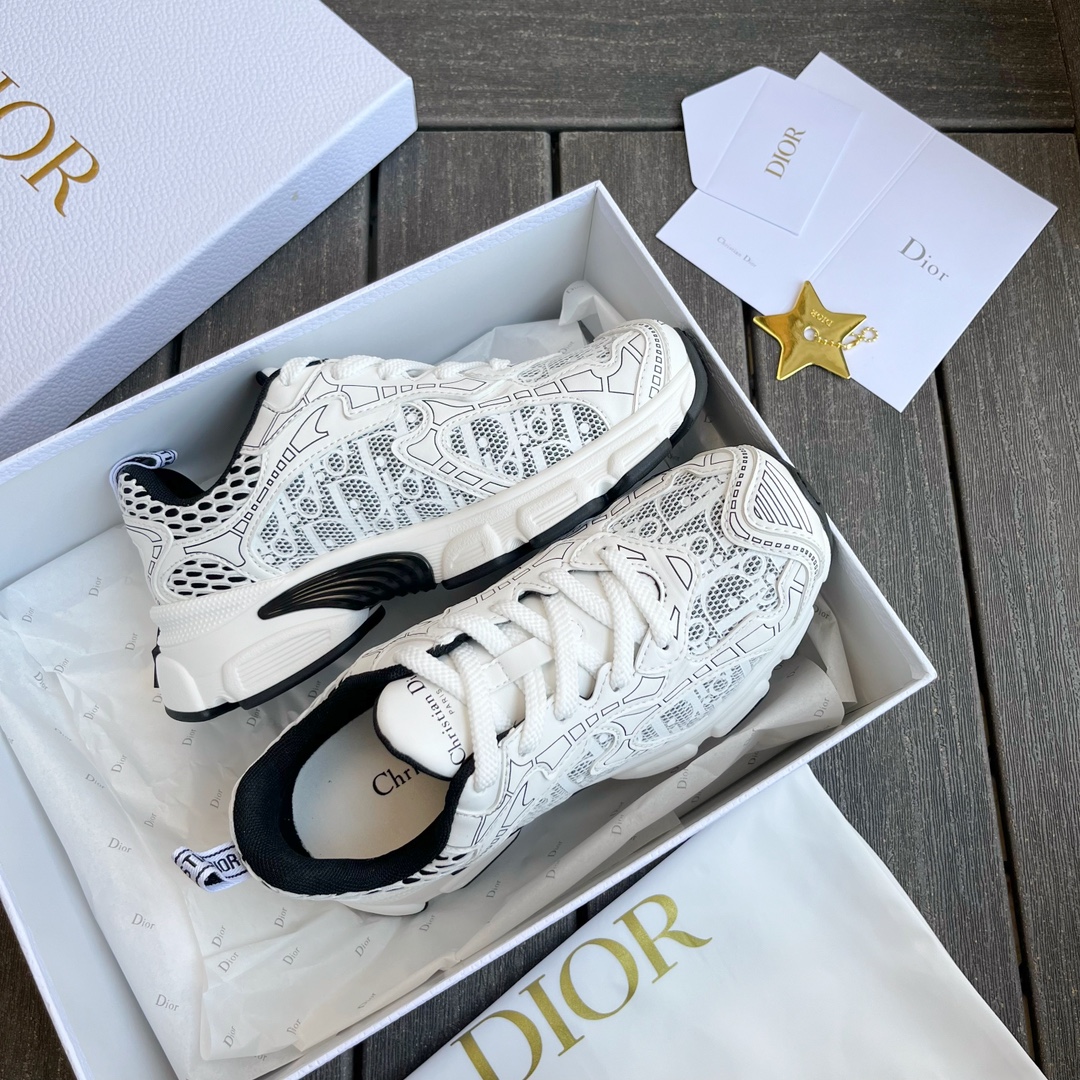 Кроссовки Dior