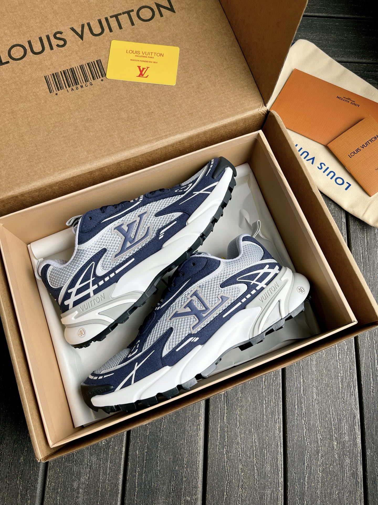 Кроссовки Louis Vuitton Runner