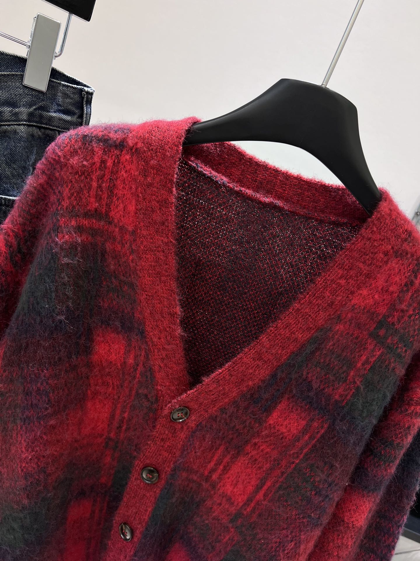 2024FW MM6 Red-Gold Hair Knit Open Shirts: Cosy Single-Size Women’s Clothes for Autumn/Winter. - 图片 2