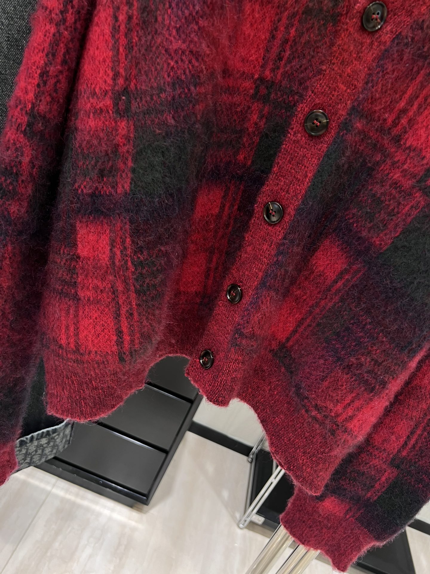 2024FW MM6 Red-Gold Hair Knit Open Shirts: Cosy Single-Size Women’s Clothes for Autumn/Winter. - 图片 4