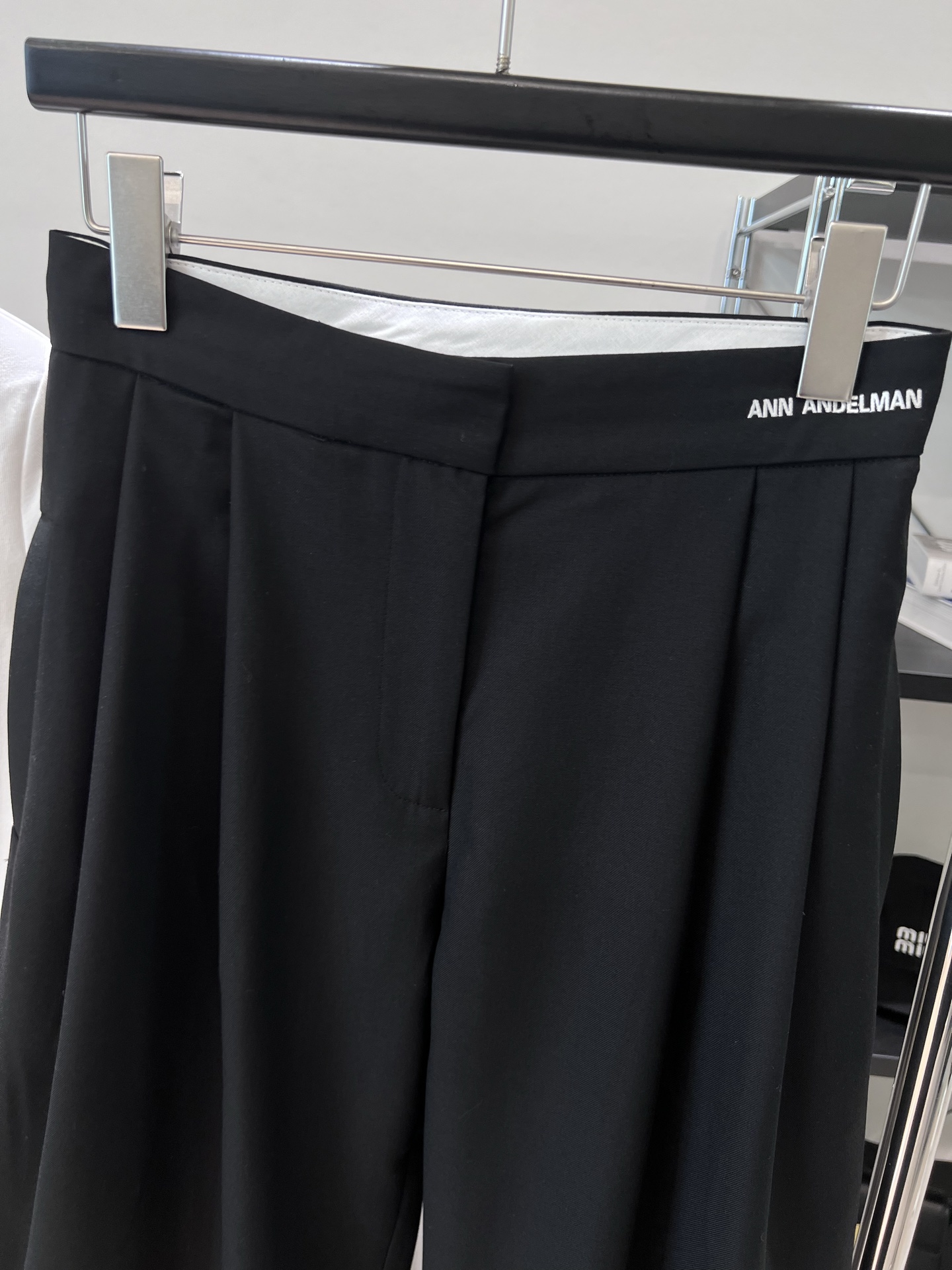 P609 is a woman with a new 2025s for spring and summer. SIZE: SML 🛒1025 - 图片 2