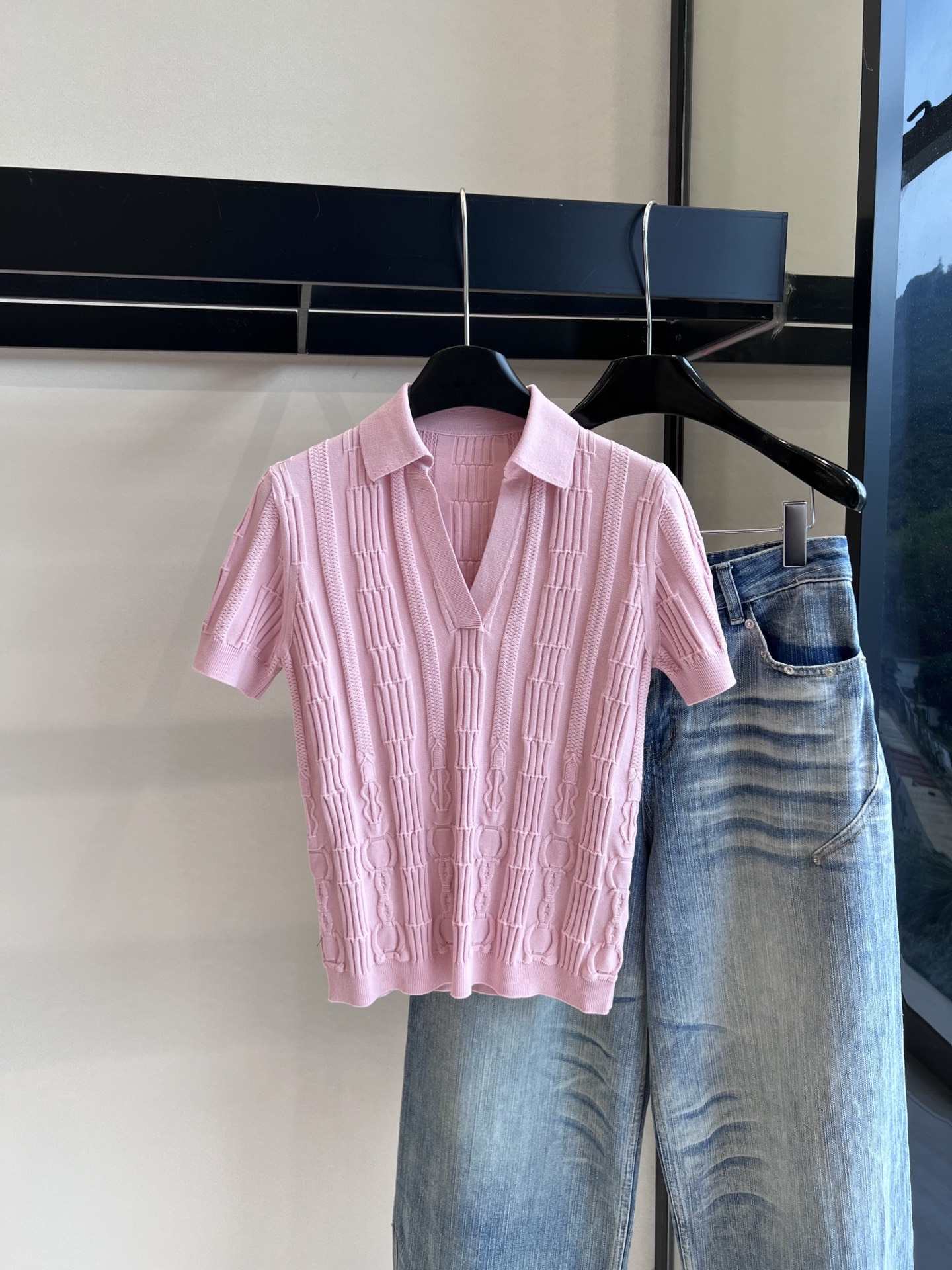 Fashion Summary: P667 Spring/Summer 2025 Collection – Pink V-Neck Polo for Women.