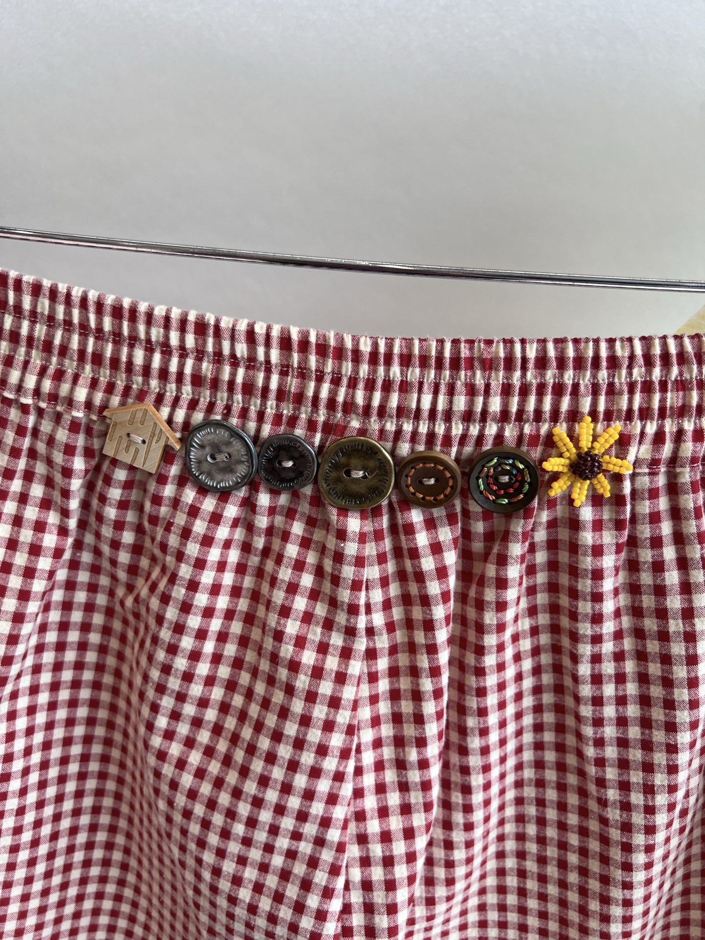 “Versatile P483 Female Suit with Aubruino Button-Tweet Shorts for Summer 2025” - 图片 4