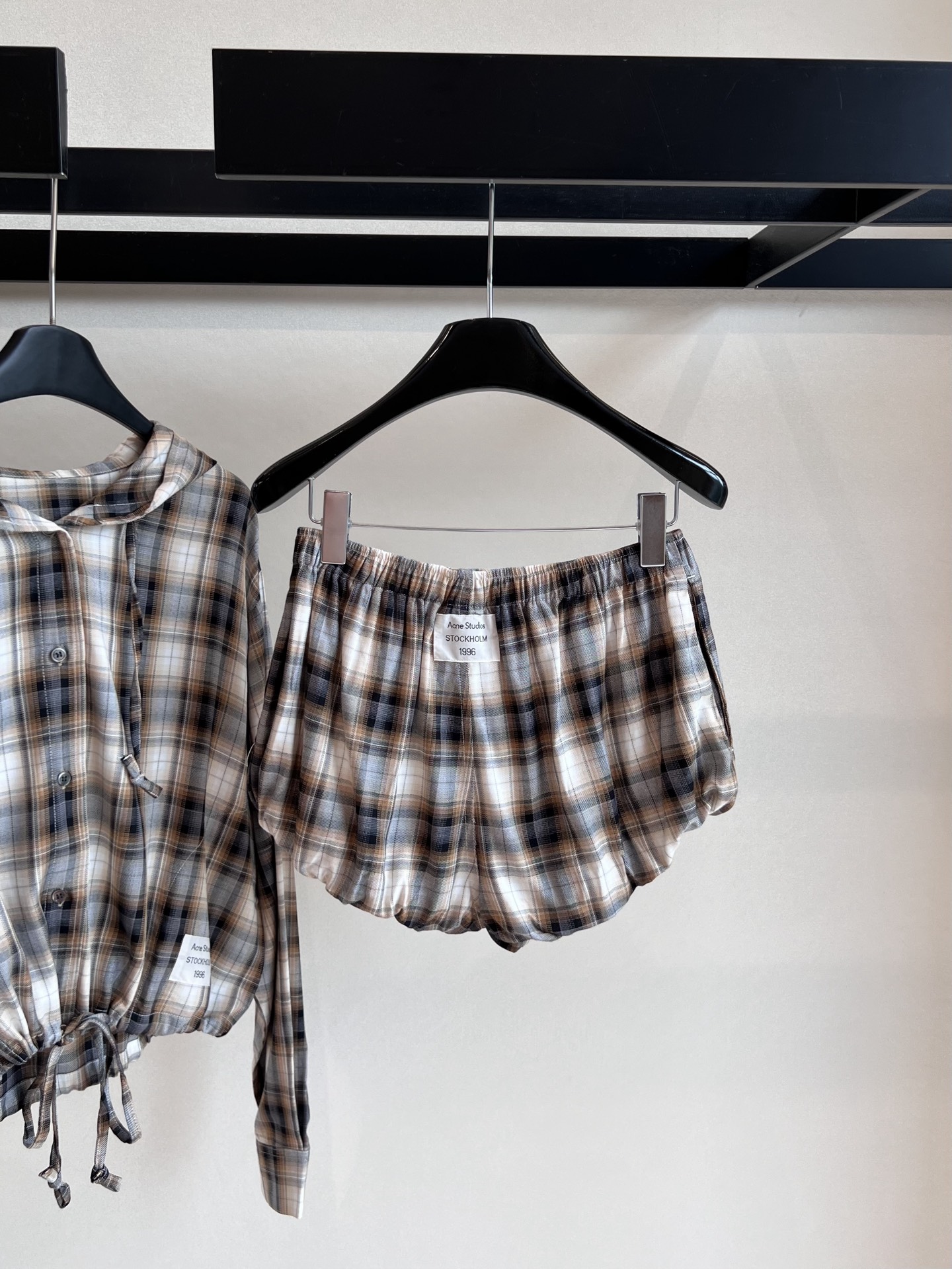 2025s Acne Studios Female Suit: Comfortable, Stylish, Versatile, Perfect for Any Occasion - 图片 6