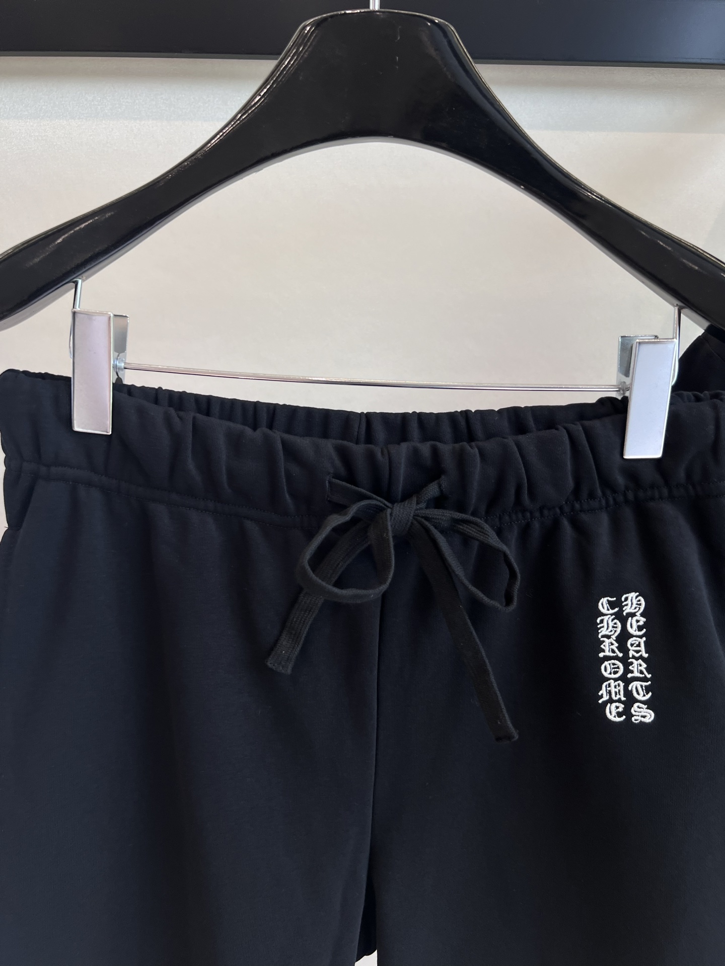 Chrome Hearts Spring/Summer 2025 Female Suit: Comfortable, Stylish, and Versatile - 图片 2