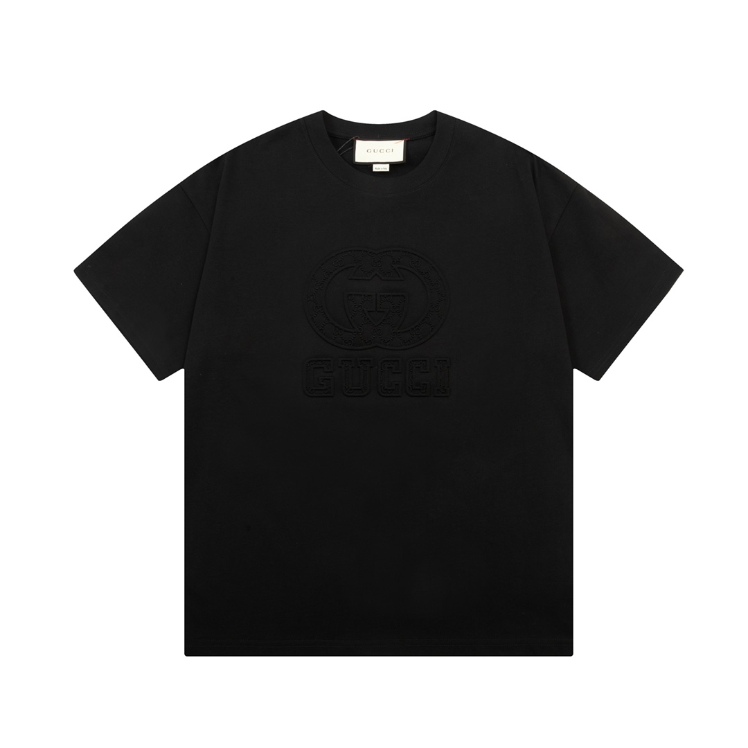GUCCI 古驰 Camiseta de manga corta con logotipo de doble G en relieve, logotipo refinado, inspirado en el estilo retro de…