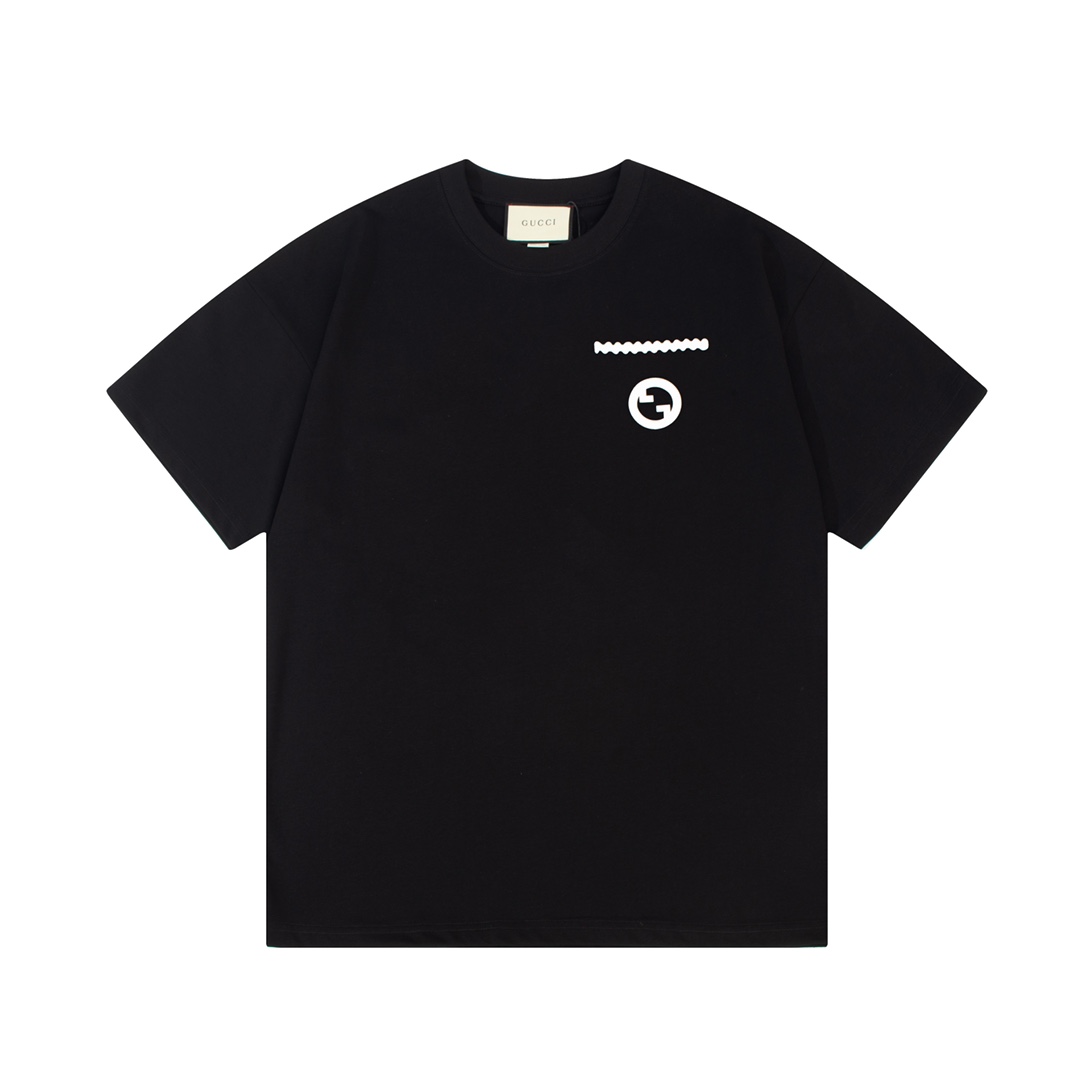 GUCCI 古驰 Camiseta de manga corta con logotipo de doble G en el bolsillo, logotipo refinado, inspirado en el estilo retr…