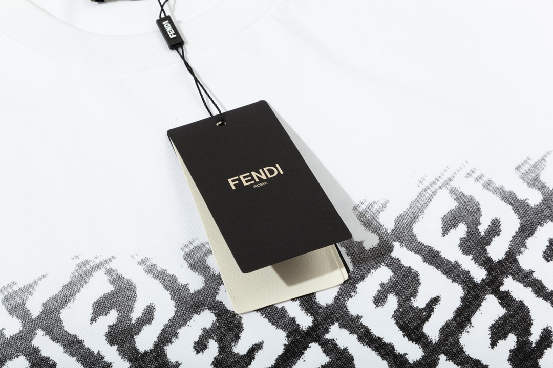 FENDI 芬迪 渐变满半身印双FF印花短袖T恤