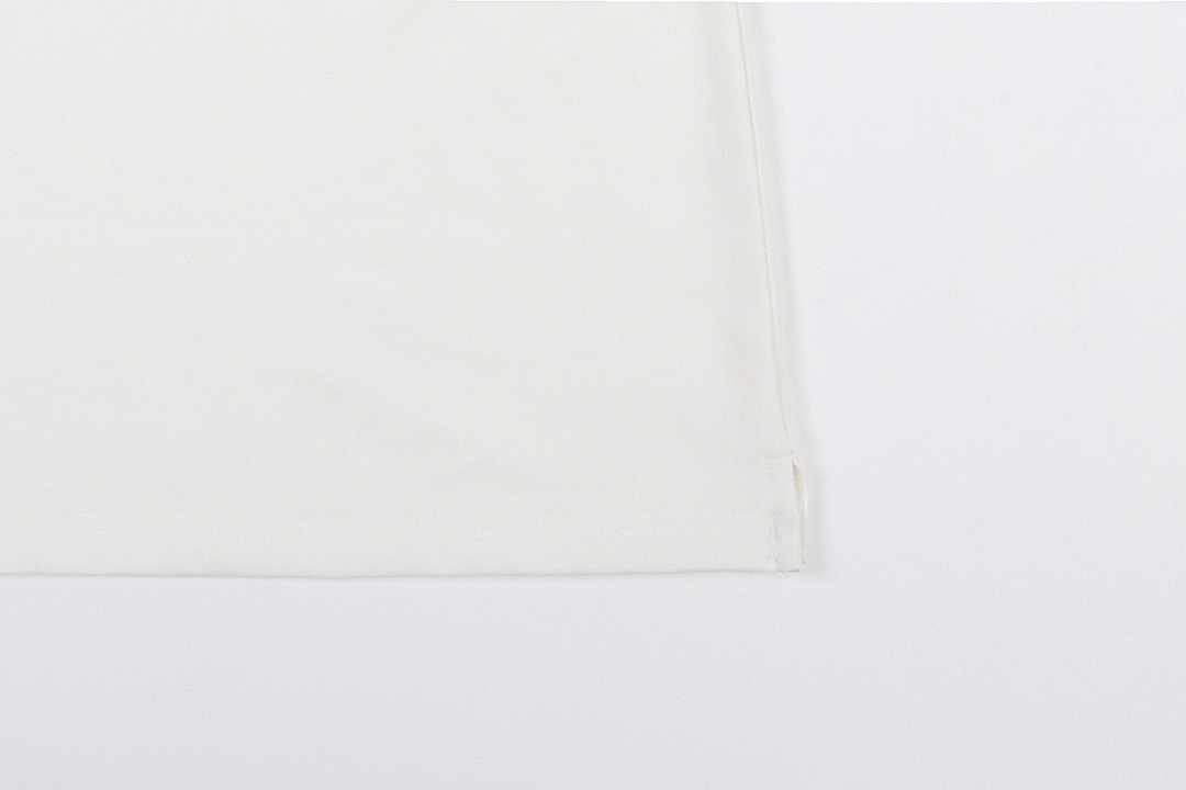 Burberry Classic Grid-Weaved Collar Polo: 1980s Upgrade, Custom Dyed, Comfortable Fit - 图片 5