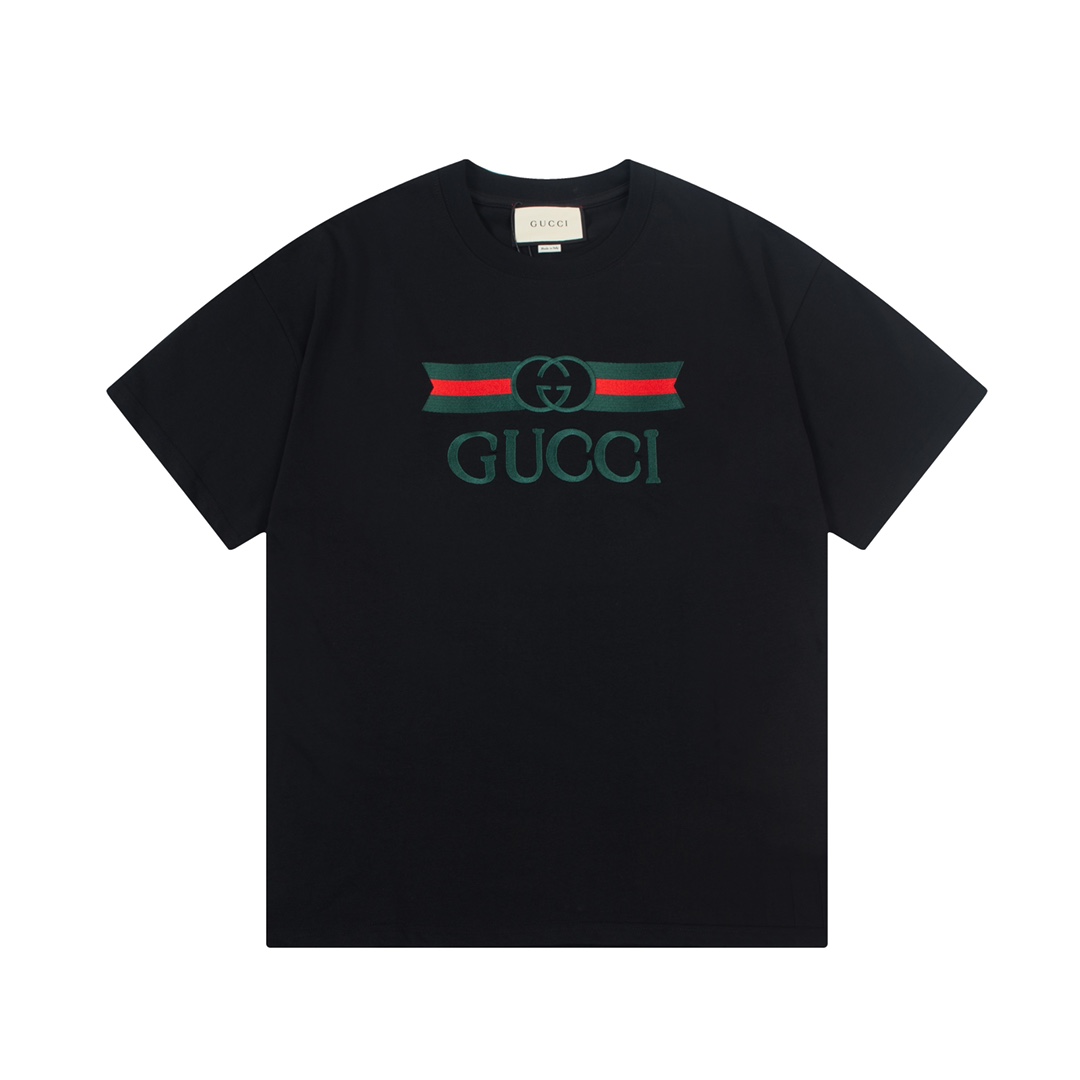 GUCCI 古驰 cinturón rojo y verde doble G letras bordado🪡 Logo refinado, inspirado en el estilo retro de los años ochenta…
