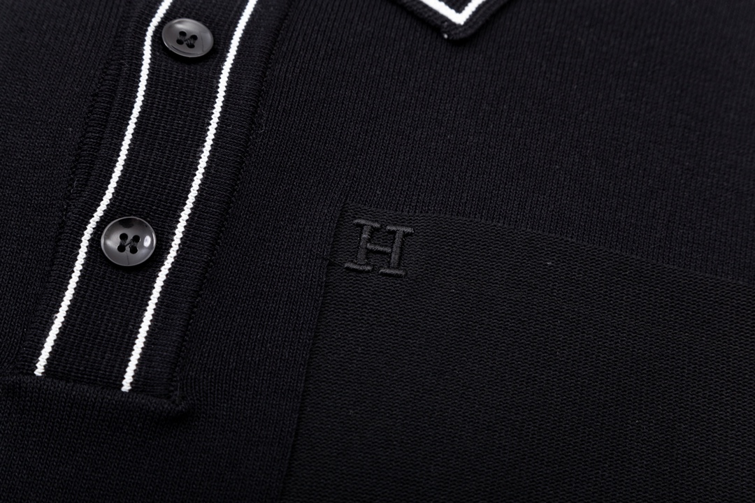 Retro-Inspired Knitted Polo with Custom Details for Men and Women - 图片 7
