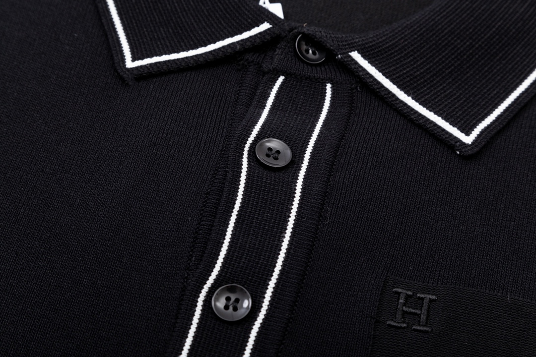Retro-Inspired Knitted Polo with Custom Details for Men and Women - 图片 4