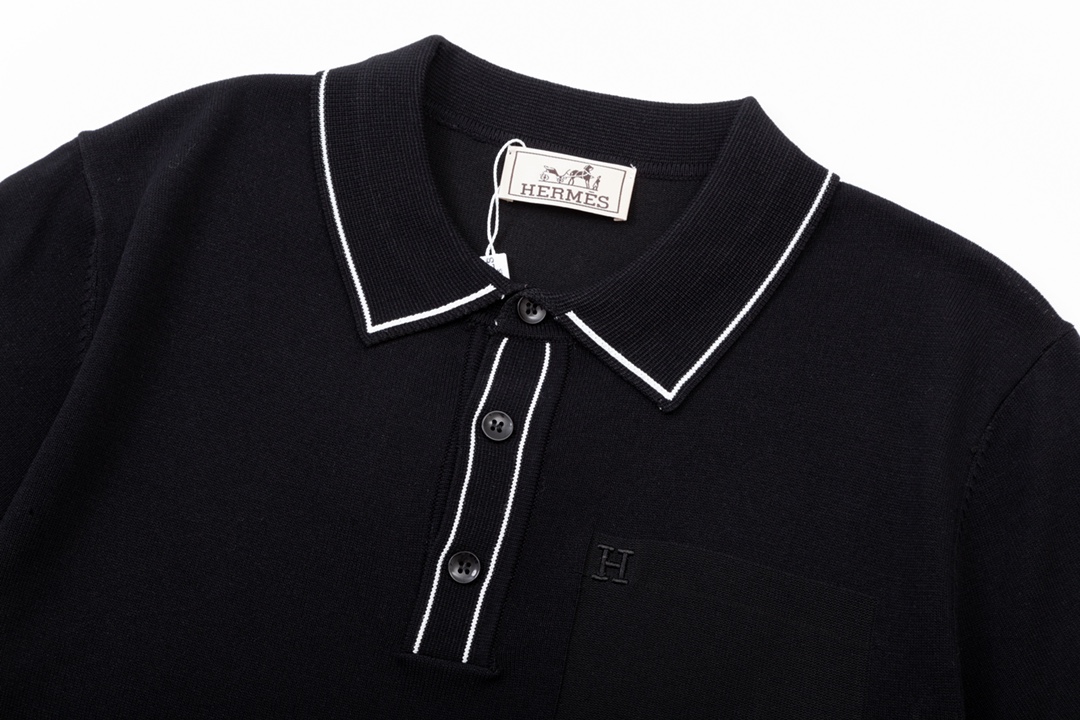 Retro-Inspired Knitted Polo with Custom Details for Men and Women - 图片 2