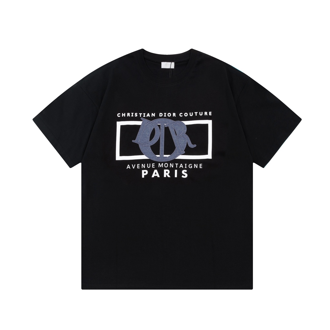 DIOR CD bordado con parche de letras clásicas 🪡 Logotipo exquisitamente actualizado, inspirado en la camiseta oficial …