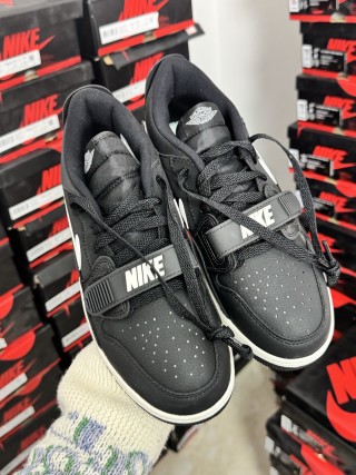 440?国内最强312 新货 Nike Aj312 黑白配色! YS代工厂流出货物 之前一直走平台的一批货 从未流出过市场 所以价格偏贵 别拿通货来碰瓷 ! 原厂鞋型 原厂正确爆裂纹 原厂正确皮料 市售大多爆裂纹一眼假 仔细去看就知道 原厂鞋垫刷胶 原厂复印鞋标 原厂中底材质 打破312无好货的局面 目前市售唯一原厂货! 所拍即所得 配色很多 陆续出齐 支持得物App鉴定 支持无理由售后! 440?国内最强312 新货 Nike Aj312 黑白配色! YS代工厂流出货物 之前一直走平台的一批货 从未流出过市场 所以价格偏贵 别拿通货来碰瓷 ! 原厂鞋型 原厂正确爆裂纹 原厂正确皮料 市售大多爆裂纹一眼假 仔细去看就知道 原厂鞋垫刷胶 原厂复印鞋标 原厂中底材质 打破312无好货的局面 目前市售唯一原厂货! 所拍即所得 配色很多 陆续出齐 支持得物App鉴定 支持无理由售后!