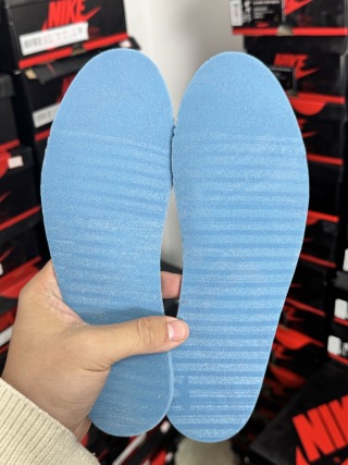 440?国内最强312 新货 Nike Aj312 影子灰配色! YS代工厂流出货物 之前一直走平台的一批货 从未流出过市场 所以价格偏贵 别拿通货来碰瓷 ! 原厂鞋型 原厂正确爆裂纹 原厂正确皮料 市售大多爆裂纹一眼假 仔细去看就知道 原厂鞋垫刷胶 原厂复印鞋标 原厂中底材质 打破312无好货的局面 目前市售唯一原厂货! 所拍即所得 配色很多 陆续出齐 支持得物App鉴定 支持无理由售后! 440?国内最强312 新货 Nike Aj312 影子灰配色! YS代工厂流出货物 之前一直走平台的一批货 从未流出过市场 所以价格偏贵 别拿通货来碰瓷 ! 原厂鞋型 原厂正确爆裂纹 原厂正确皮料 市售大多爆裂纹一眼假 仔细去看就知道 原厂鞋垫刷胶 原厂复印鞋标 原厂中底材质 打破312无好货的局面 目前市售唯一原厂货! 所拍即所得 配色很多 陆续出齐 支持得物App鉴定 支持无理由售后!
