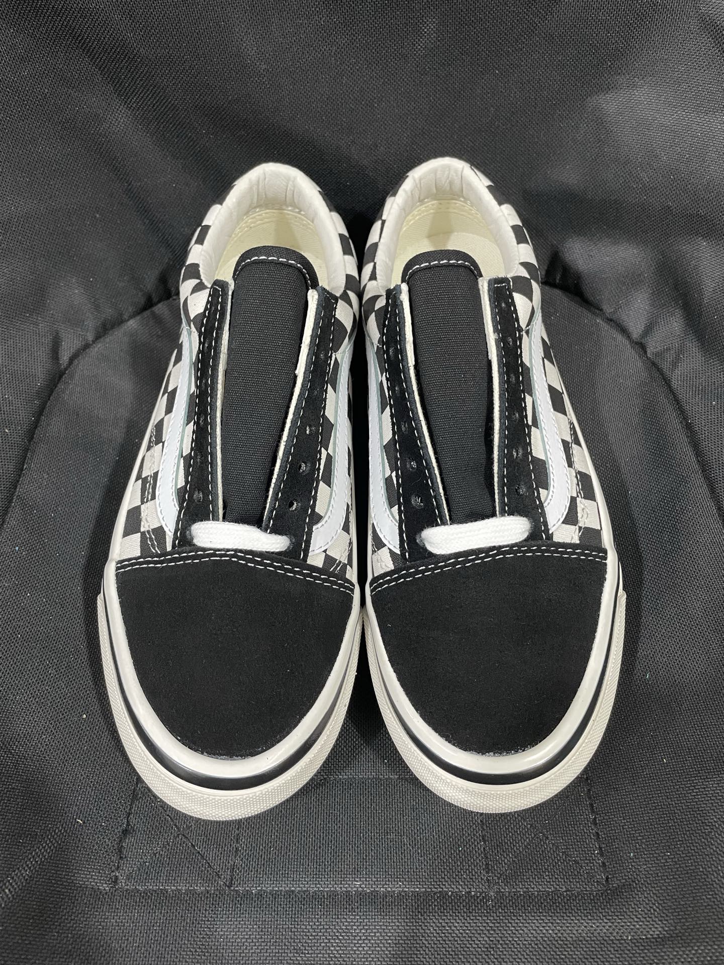 210💰国内最强
Vans Old Skool 36 36 DX 安纳海姆 棋盘格 轻便 低帮 板鞋 男女同款 黑白

经典款Vans棋盘格 全新批次 渠道流出
Vans原厂正品代工厂原底原面
支持过验得物App 支持售后

VN0A38G2OAK