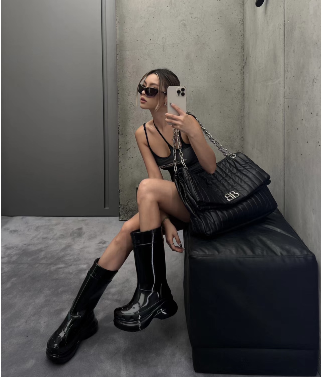 Who can refuse a soft Balenciaga bag