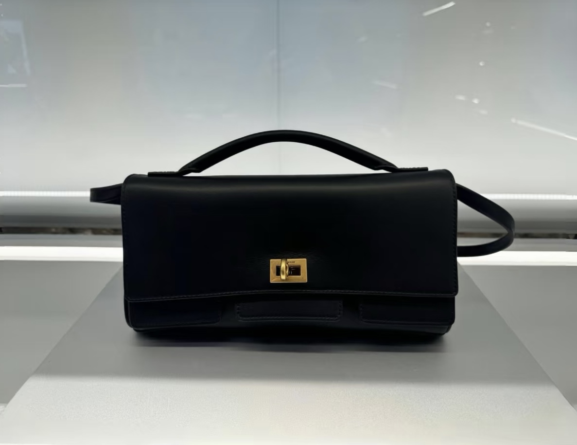[Balenciaga Women