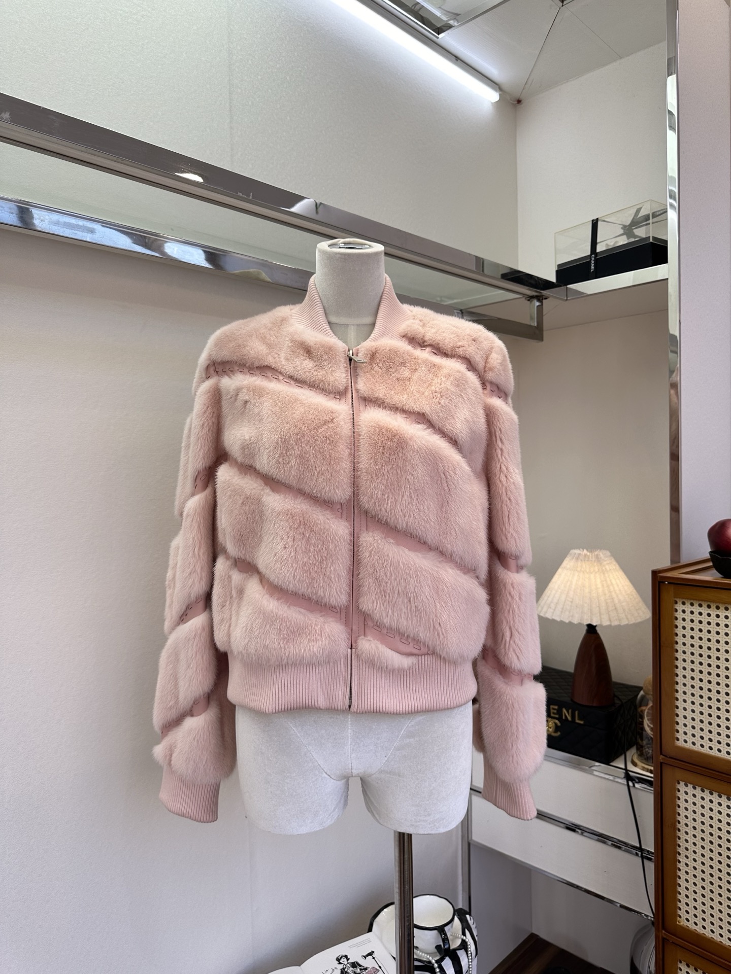 NO:636345,Detailed picture display, Fendi-clothing, fendi,  19860909细节图展示,芬迪-服装,fendi, ,Women's clothing