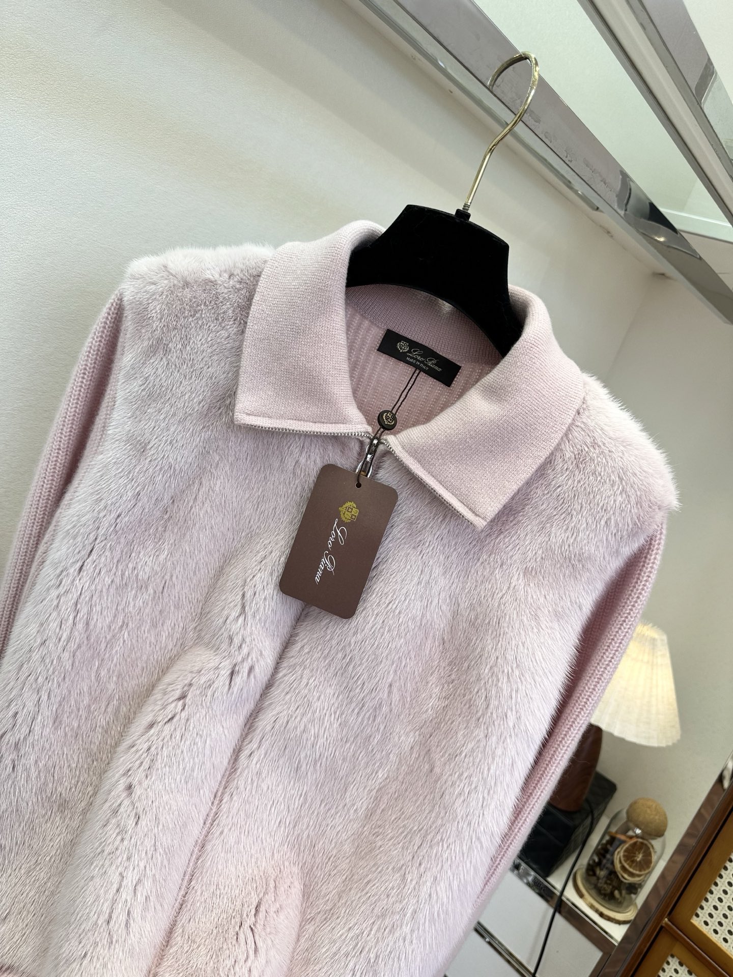 i1763818066336 2705 0 4