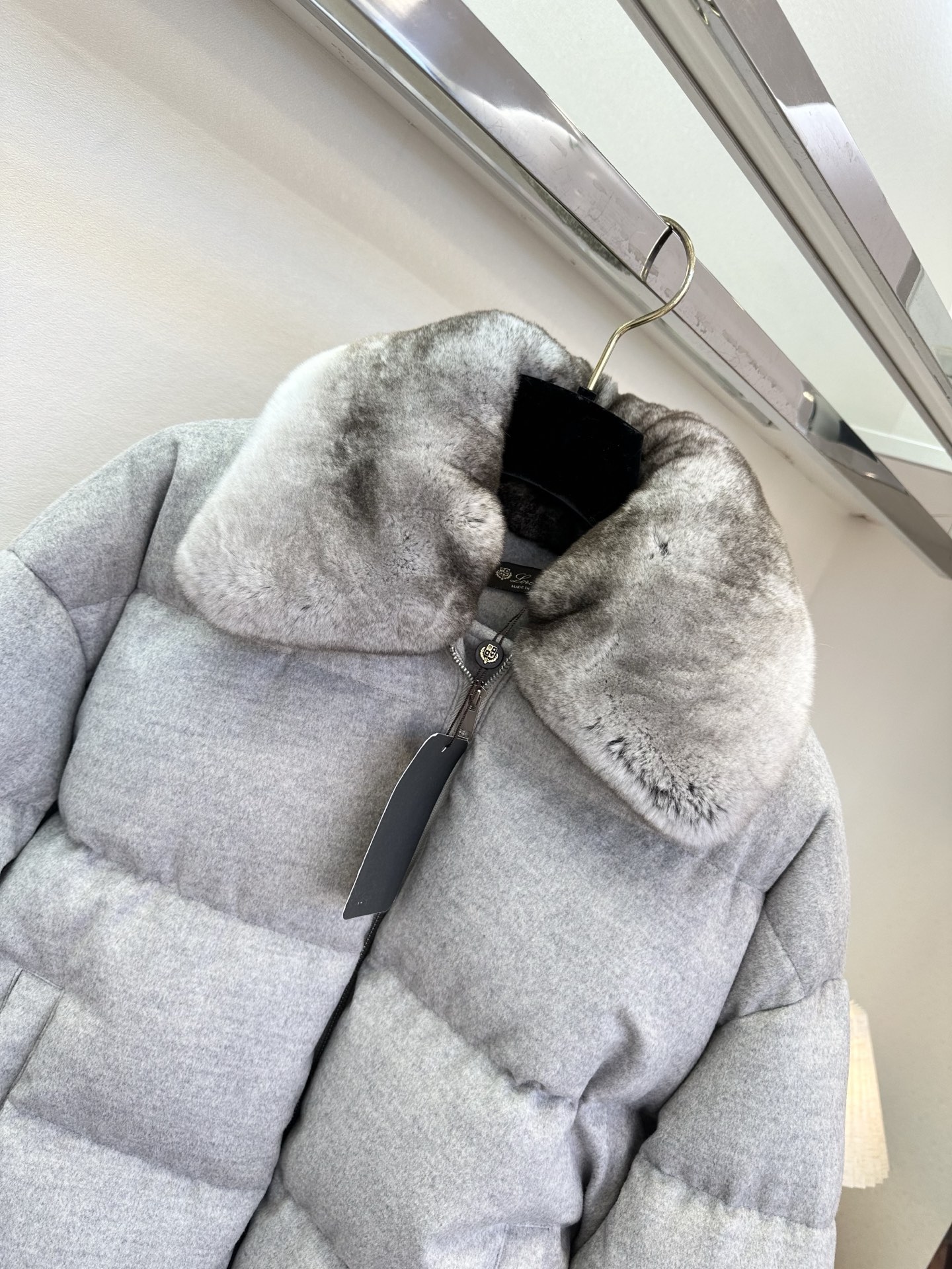 Elegant Women's Wool-Cashmere Down Coat with Detachable Rabbit Fur Collar 7 i1764635591427 5322 0 5