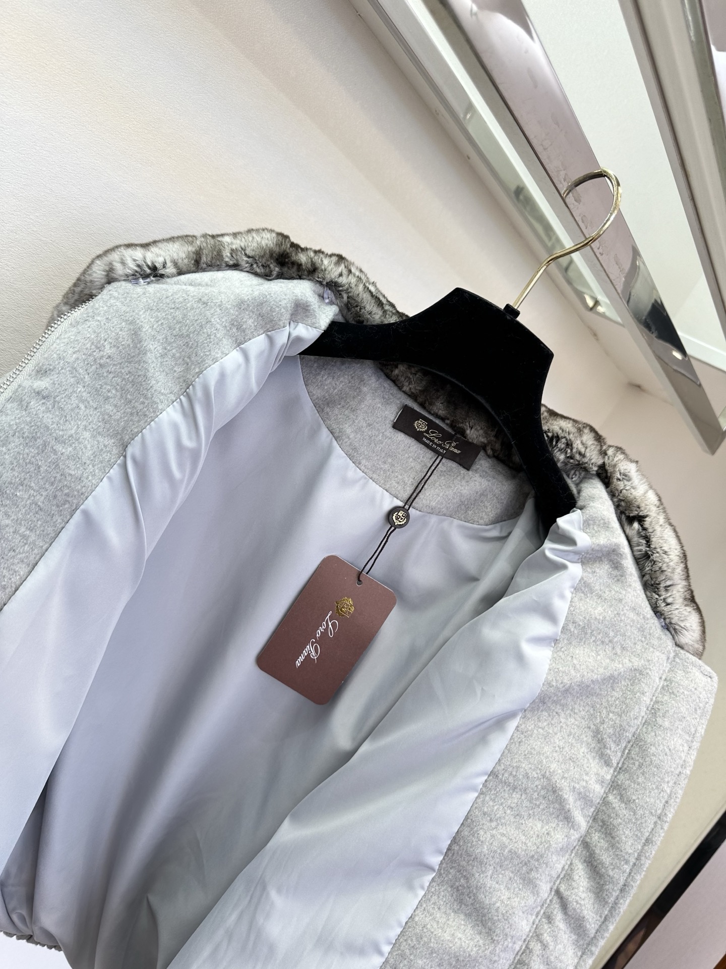 Elegant Women's Wool-Cashmere Down Coat with Detachable Rabbit Fur Collar 9 i1764635593870 2651 0 7