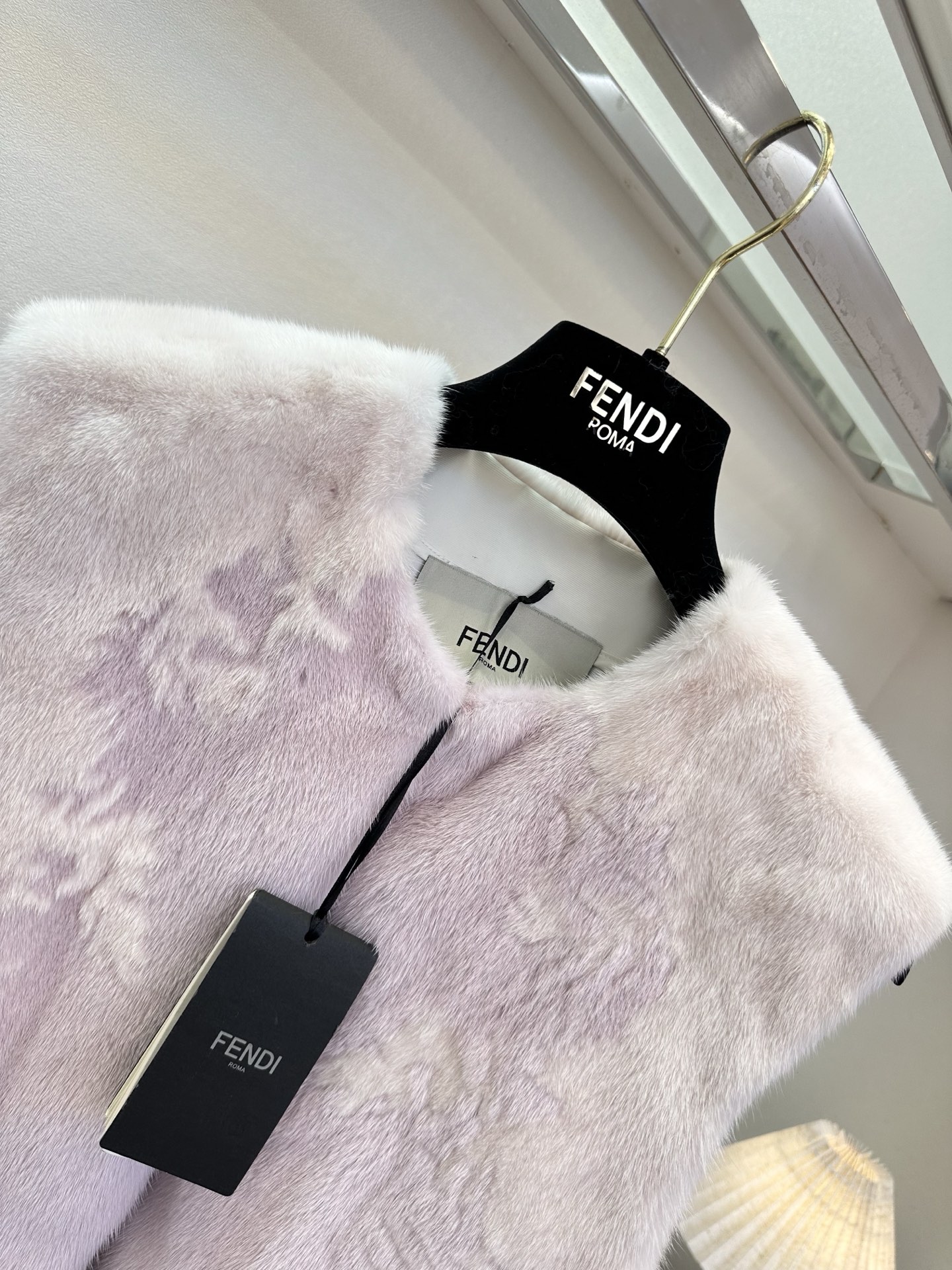 Luxury Mink Fur Coat: Soft, Warm, and Stylish - Jelly Pink, Size S/M 4 i1764635891527 8467 0 2