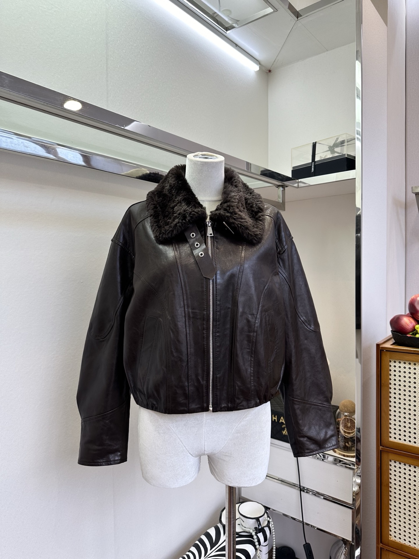 NO:677123,Detailed picture display, women's clothing,19860909细节图展示,女装,,Women's clothing