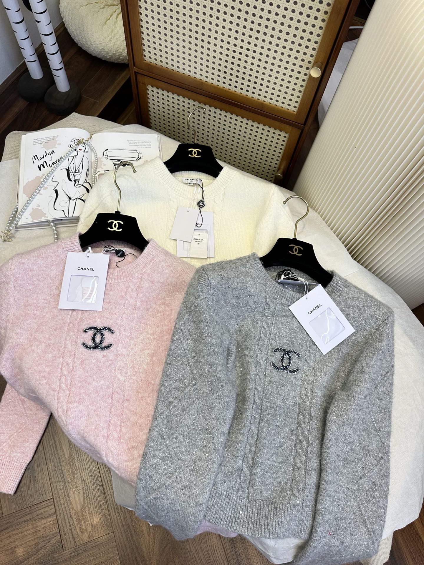 NO:721204,Detailed picture display, Chanel-clothing, chanel,19860909细节图展示,香奈儿-服装,chanel,,Women's clothing