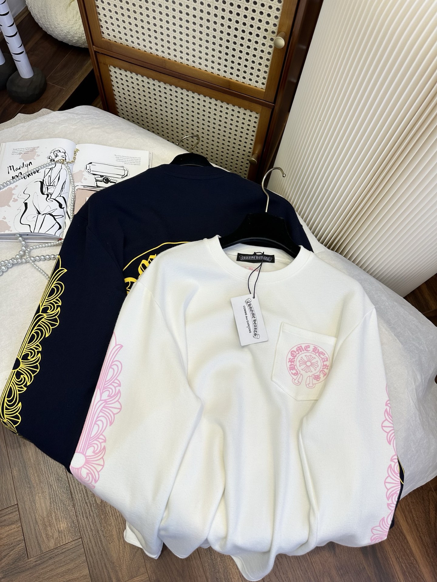 NO:721343,Detailed picture showing, chrome hearts-clothing, chrome hearts,19860909细节图展示,克罗心-服装,chrome hearts,,Women's clothing