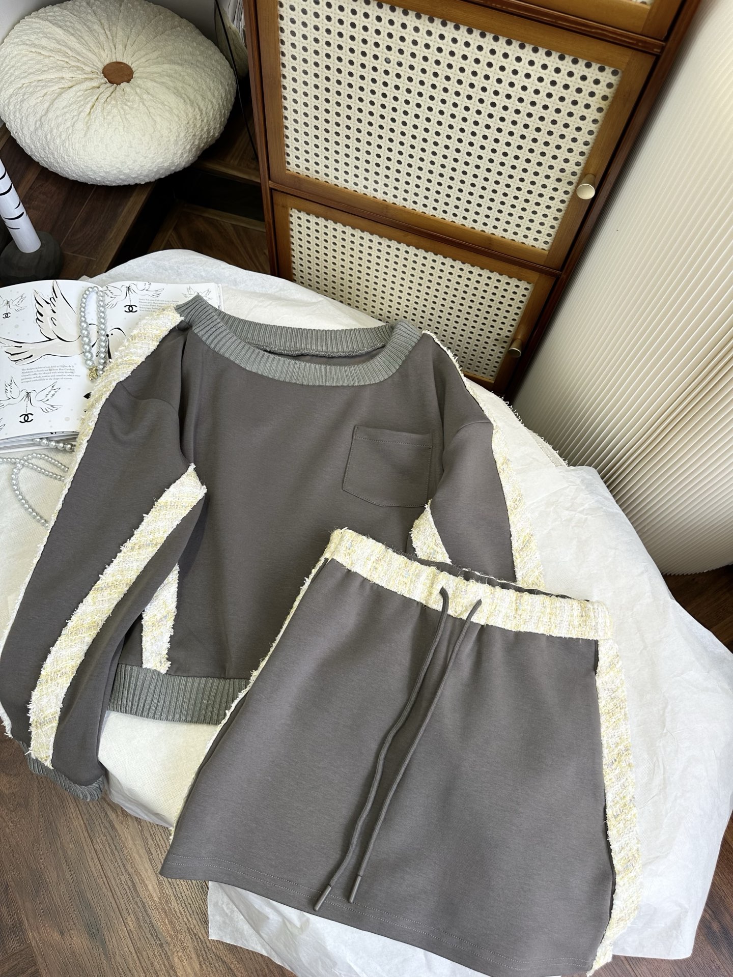 NO:721090,Detailed picture display, Chanel-clothing, chanel,19860909细节图展示,香奈儿-服装,chanel,,Women's clothing