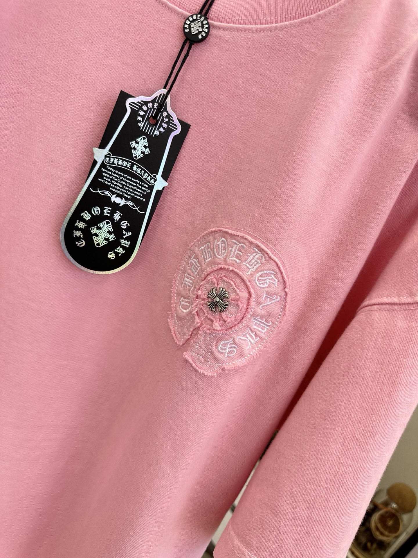 26S 克罗星潮人首选T胸前同色系刺绣徽章低调精致，背面重工十字贴布刺绣，复古做旧质感自带街头气场，ov