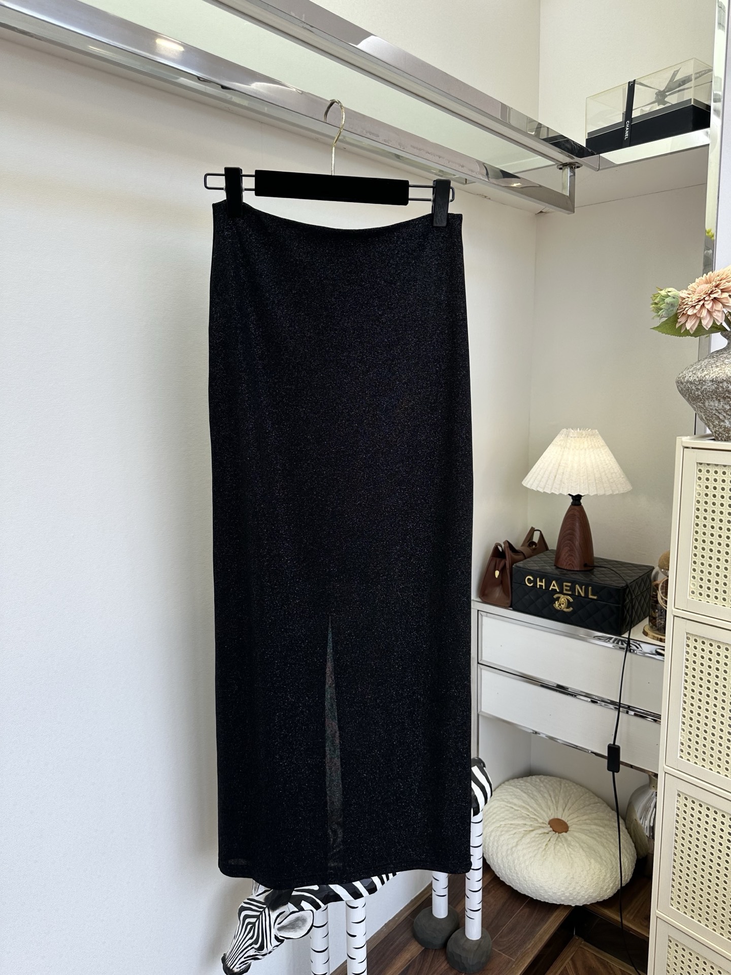 「御姐穿搭法」 韩国进口自带星光银丝线面料，%63醋酸 %32涤纶 %5氨纶 完美结合 超薄清透 夏天行