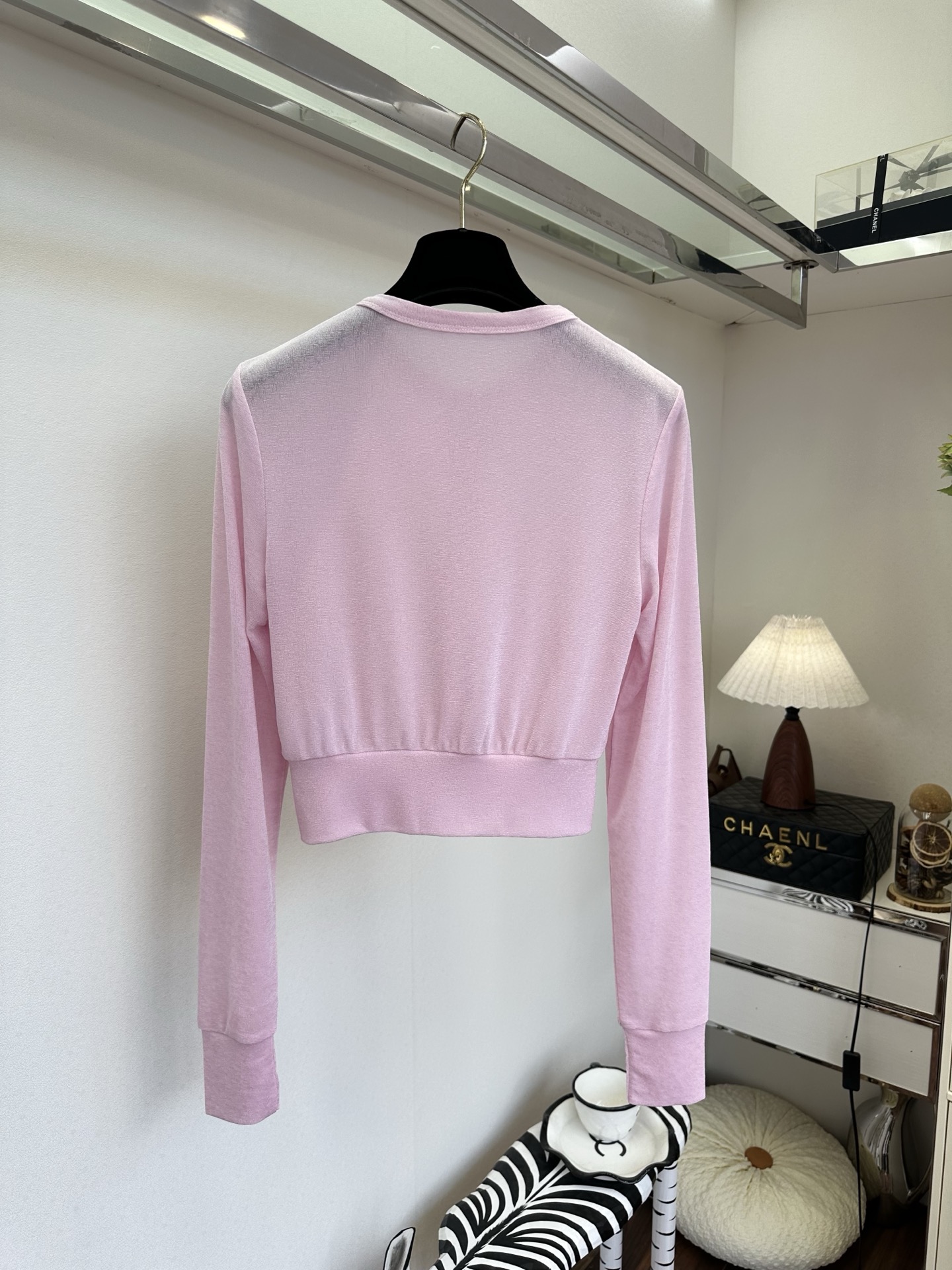 「御姐穿搭法」 韩国进口自带星光银丝线面料，%63醋酸 %32涤纶 %5氨纶 完美结合 超薄清透 夏天行