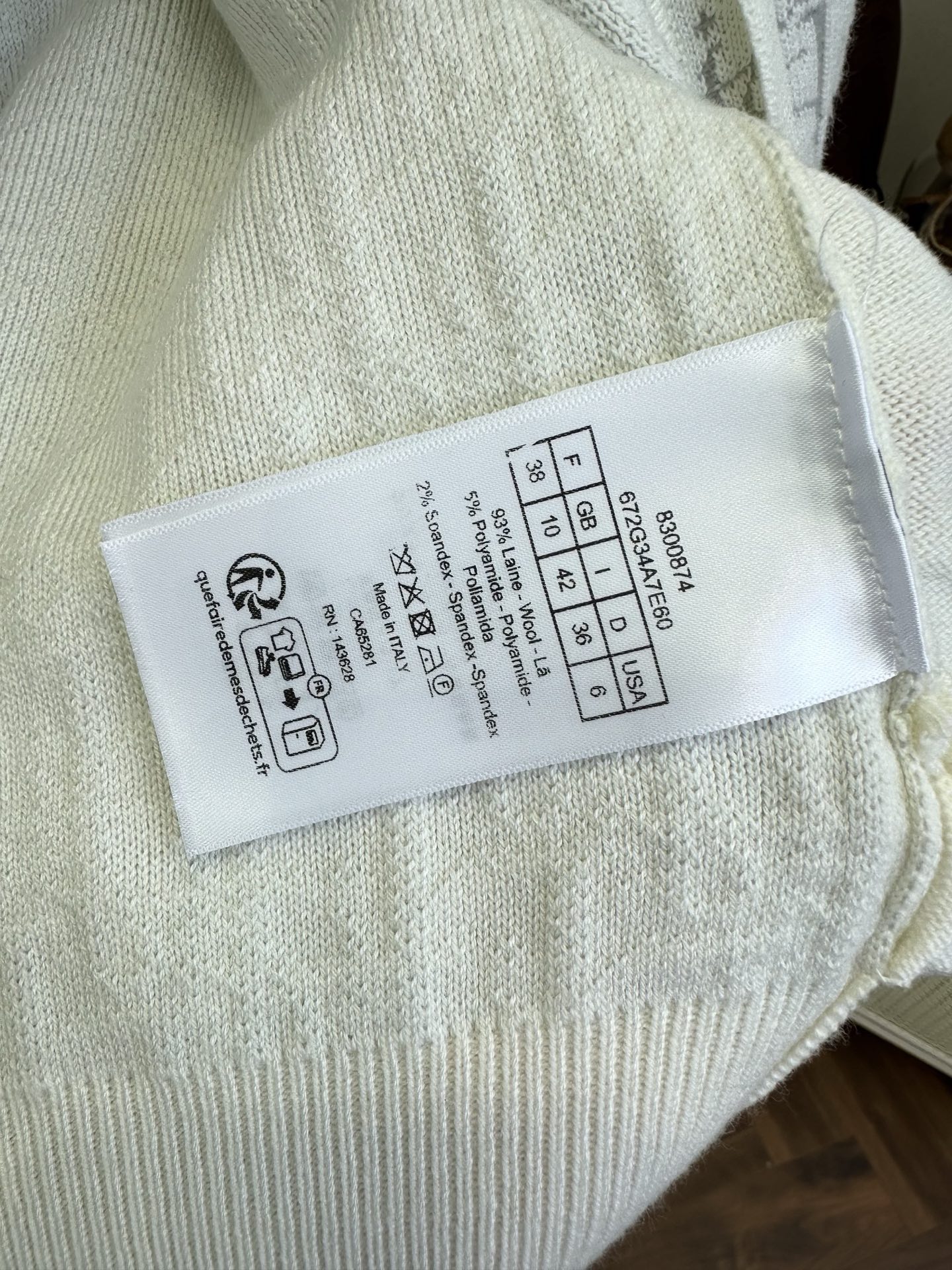 「秋冬新品」    迪迪家 经典字母印花 拉链连帽设计 一秒解锁休闲时尚圈SIZE： S M L