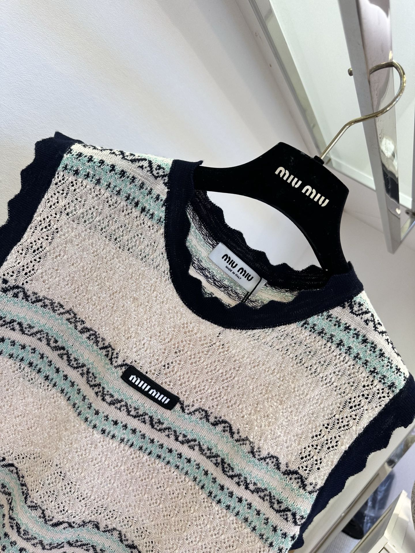 「穿好看的衣服 见想见的人]   Miu系复古费尔岛针织背心｜甜妹叠穿神器，镂空透气针织肌理，夏日穿完全