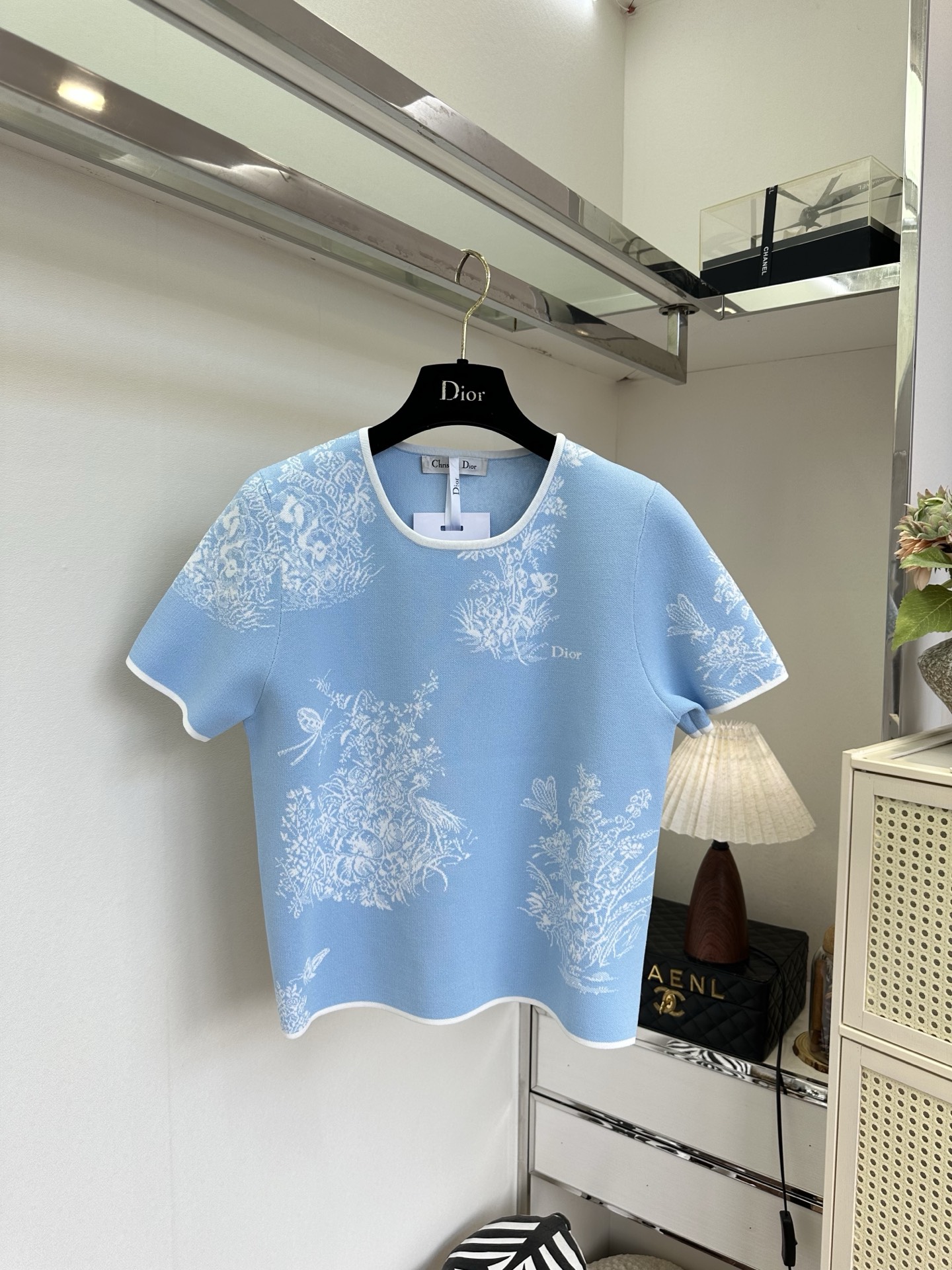 「一比一 高品」     超美的万物生花丛系列 复杂又生动的图案 一针一线都是满满的高级 ² SIZE  :s m l 