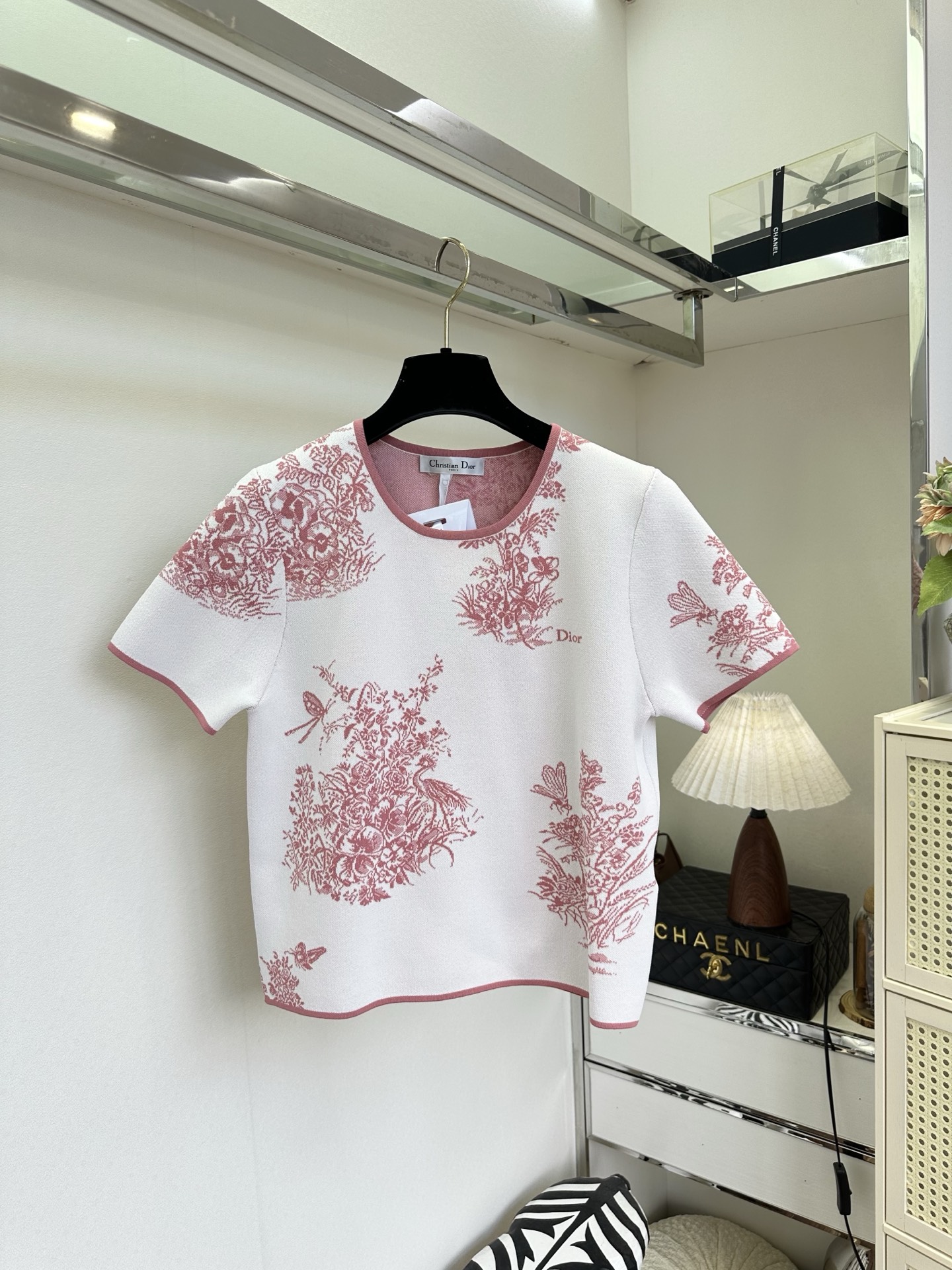 「一比一 高品」     超美的万物生花丛系列 复杂又生动的图案 一针一线都是满满的高级 ² SIZE  :s m l 