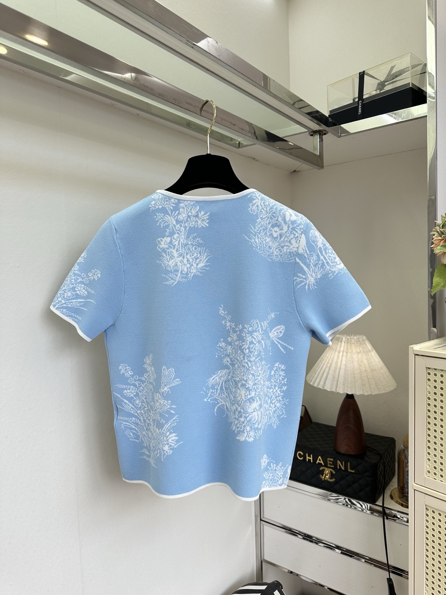 「一比一 高品」     超美的万物生花丛系列 复杂又生动的图案 一针一线都是满满的高级 ² SIZE  :s m l 