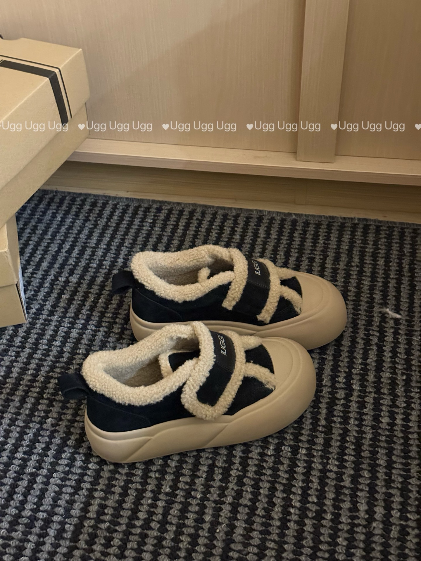 NO:616796,Black details., fur shoes19860909黑色细节.,毛毛鞋,Women's Shoes