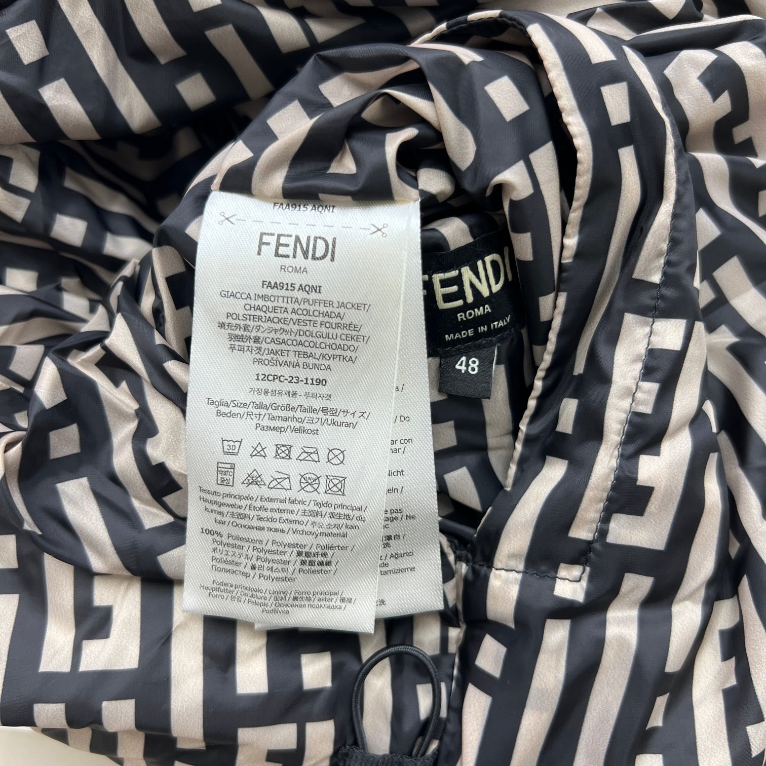 Fend1双面羽绒马甲尺码46/48/50/52