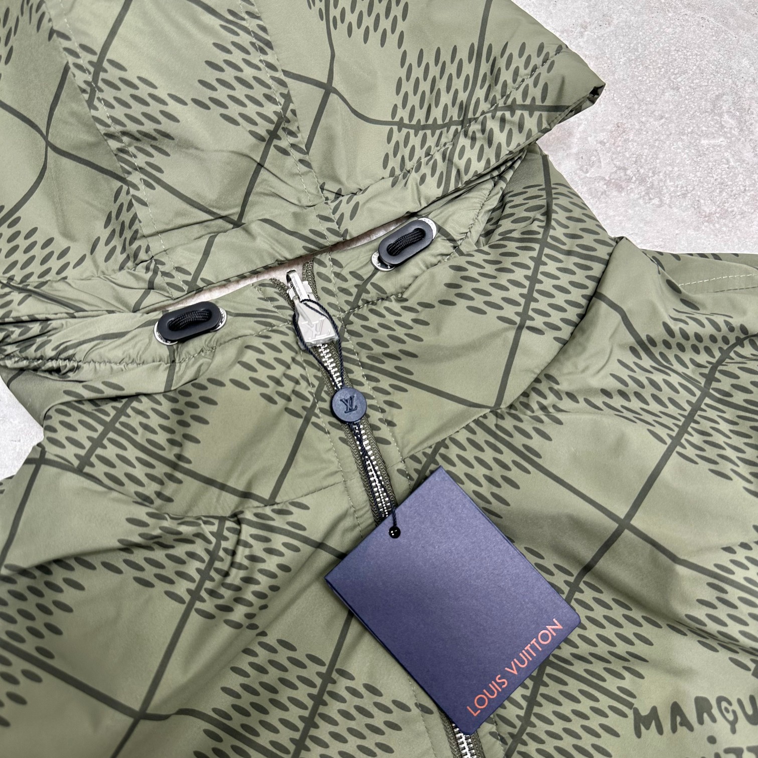 Louis Vuitton Reversible Teddy Wool Jacket/Coat - Stylish & Versatile 7 a1734256156253 3352
