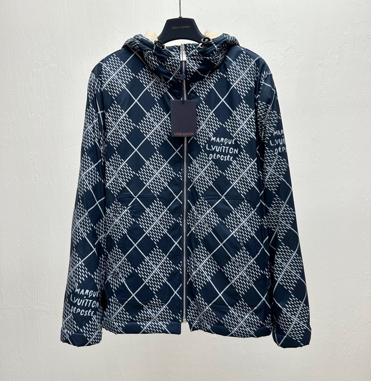 Louis Vuitton Reversible Teddy Wool Jacket - Cozy and Stylish Outerwear 3 a1734256246309 5223