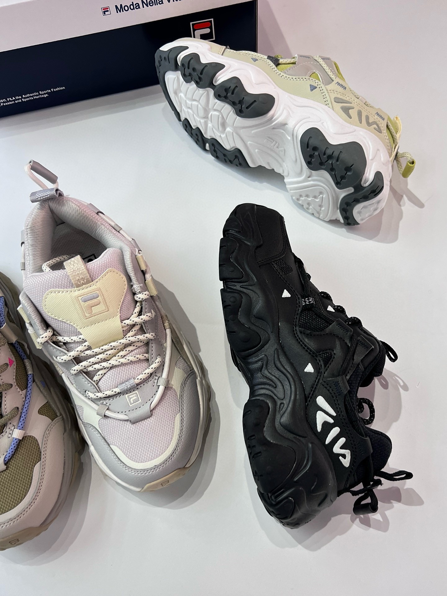 Cat Claw 5th Generation Chunky Platform Sneakers - Comprehensive 6