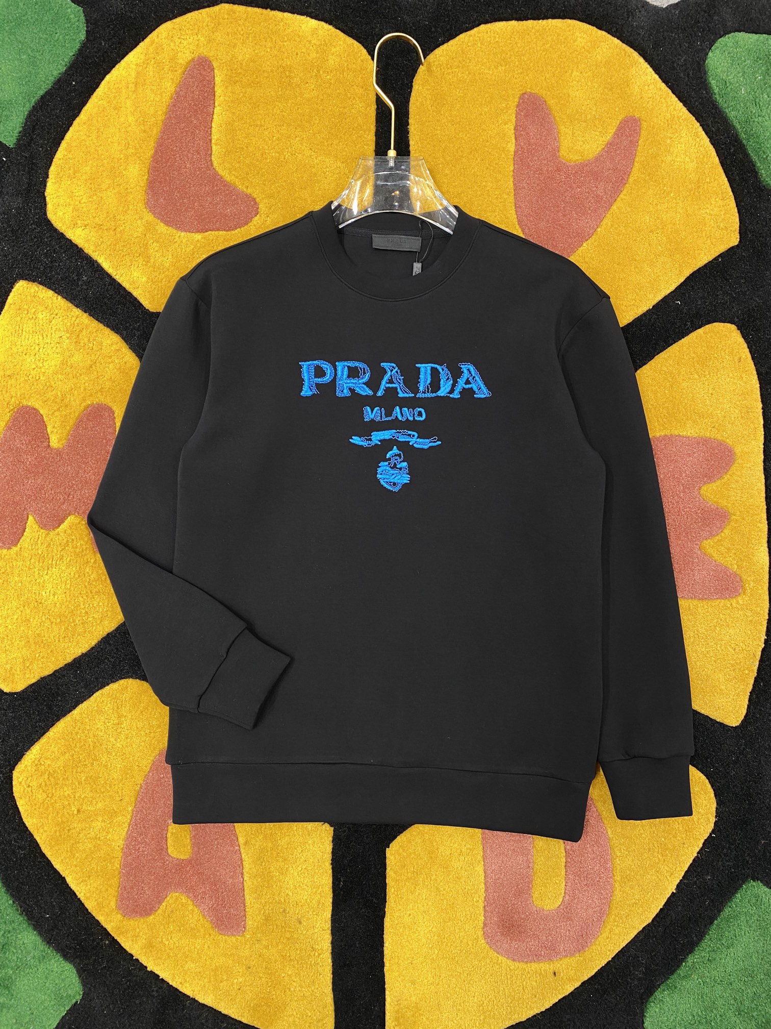 NO:522133,PRD 25ss autumn and winter new space cotton round neck sweatshirt chest logo embroidery slightly wide style black white two colors S-XL, hoodie, sweatshirts, alexander wang19860909PRD 25ss秋冬新款太空棉圆领卫衣 胸前标识刺绣 微阔版型 黑 白 两色 码数S-XL,,hoodie,sweatshirts,alexander wang,Men's clothing