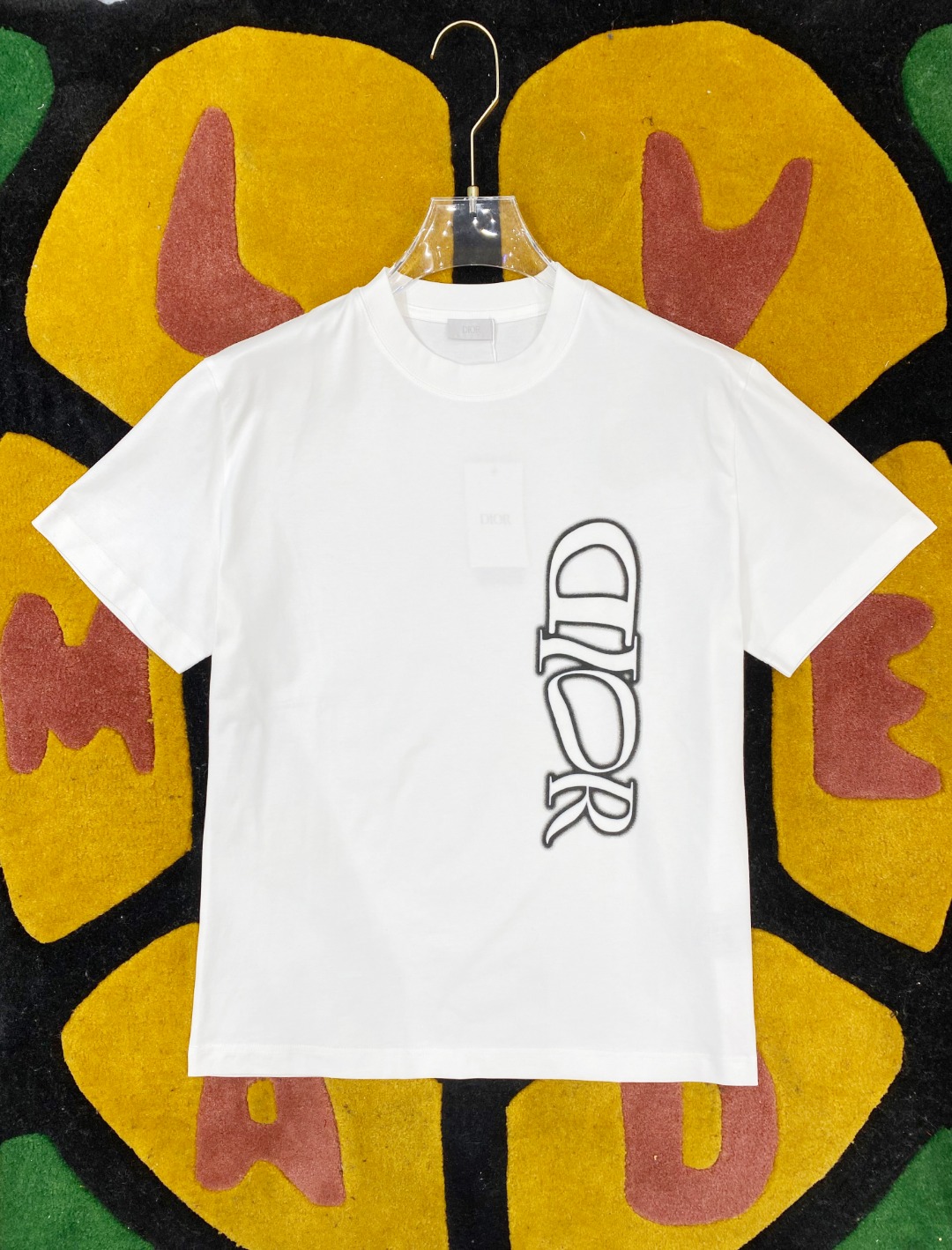 NO:125986,Dio* 2025ss Spring and Summer New Cotton Round Neck Short Sleeve T-shirt Printed on the chest Top mercerized cotton fabric Customization Standard style Black and White Two colors Men and women Same model S M L XL XXL,,dior,T-shirt,tees,t-shirt,alexander wang19860909Dio* 2025ss春夏新款棉质圆领短袖T恤 胸前印花标识 顶级丝光棉面料定制 标准版型 黑 白 两色 男女同款 码数S M L XL XXL,,dior,T-shirt,tees，t-shirt,alexander wang,Men's clothing