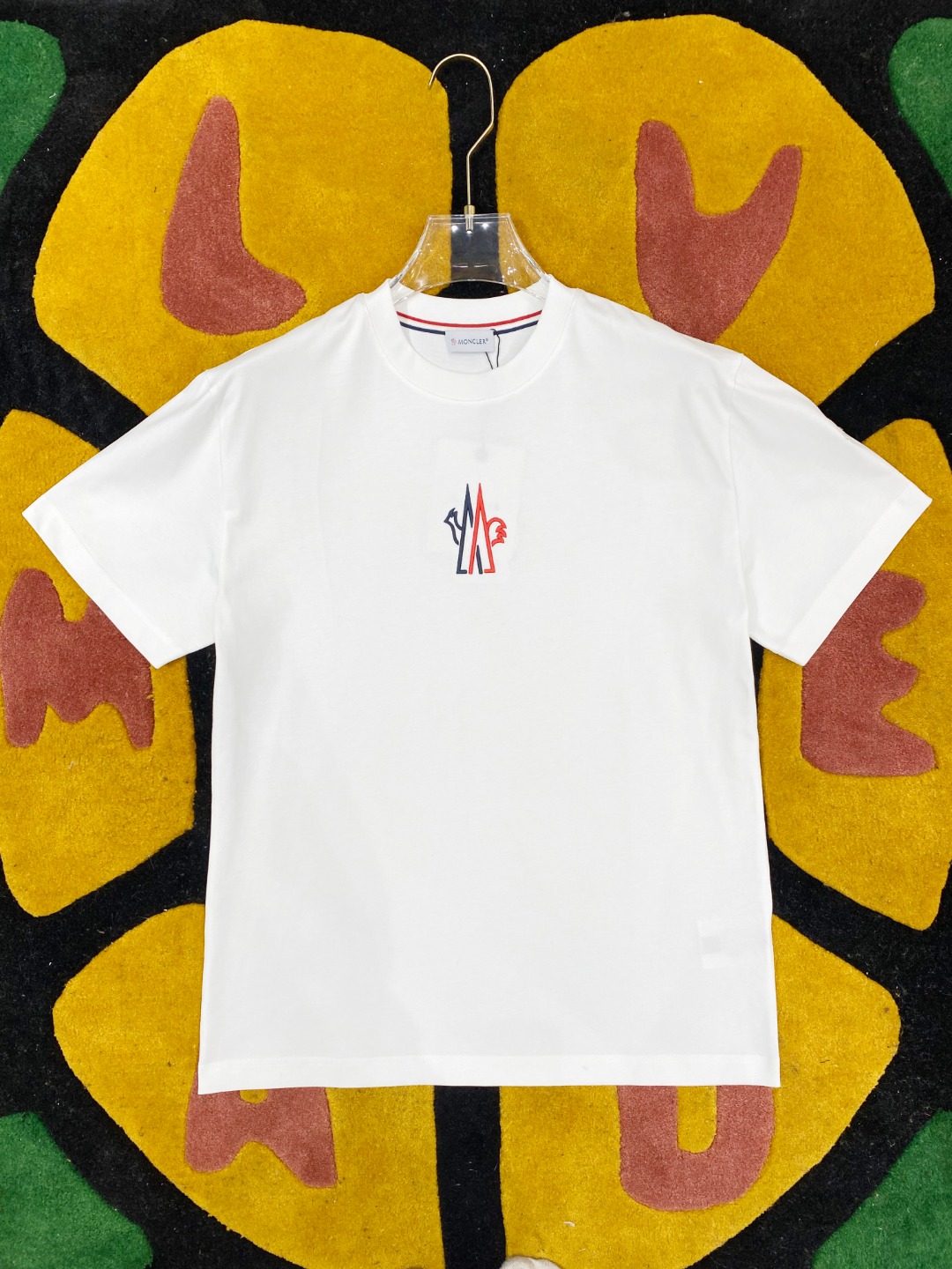 NO:481178,MON 2025ss Spring and Summer New Cotton Round Neck Short Sleeve T-shirt Heavy Industry Embroidery Logo Top-grade Mercerized Cotton Fabric Customization Standard Style Black White Two Colors Men and Women Same Model Number S M L XL XXL,,T-shirt,tees,t-shirt,alexander wang19860909MON 2025ss春夏新款棉质圆领短袖T恤 胸前重工刺绣标识 顶级丝光棉面料定制 标准版型 黑 白 两色 男女同款 码数S M L XL XXL,,T-shirt,tees，t-shirt,alexander wang,Men's clothing